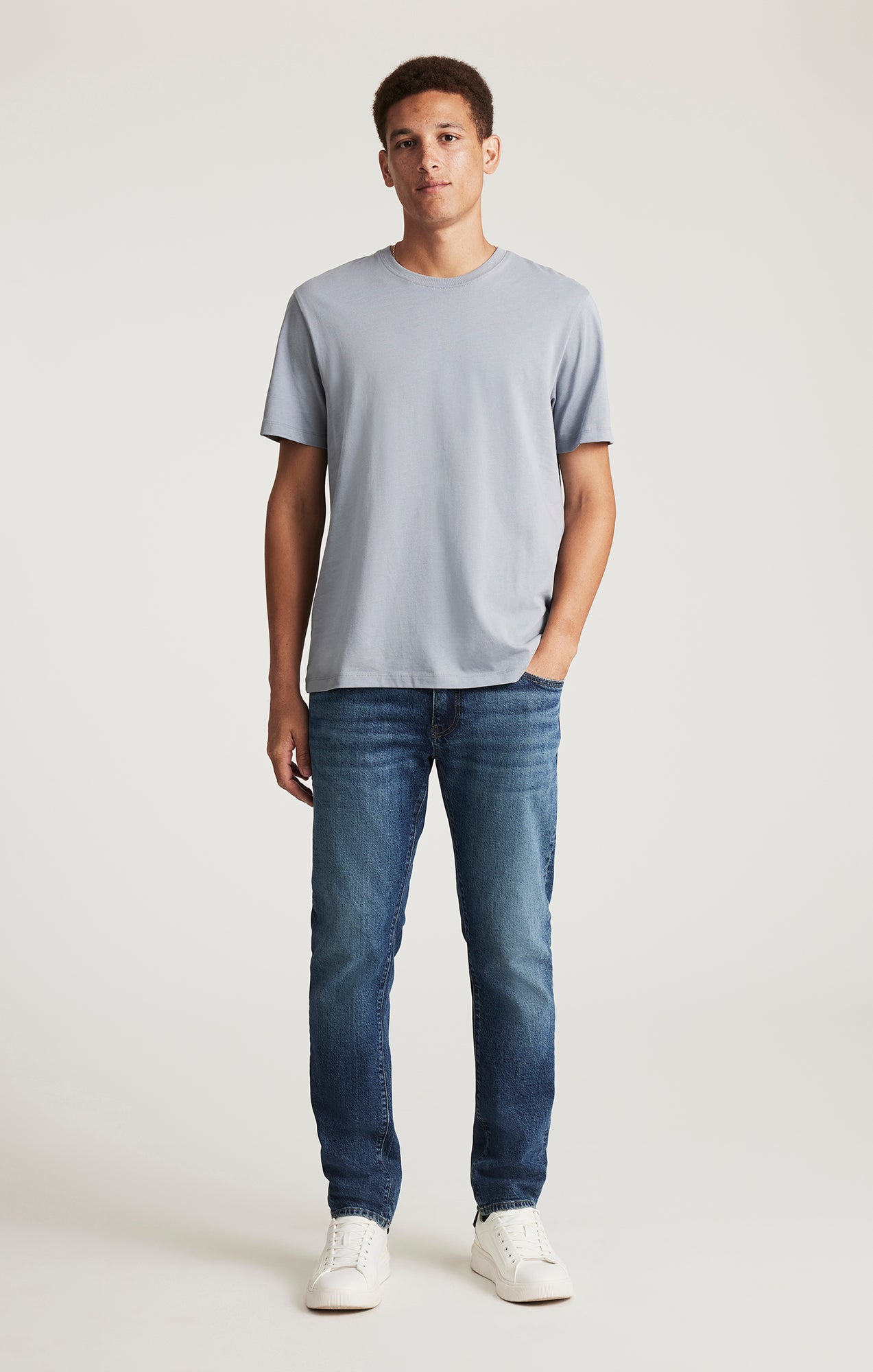 SHORT SLEEVE CREW NECK T-SHIRT IN TRADEWINDS - Mavi Jeans