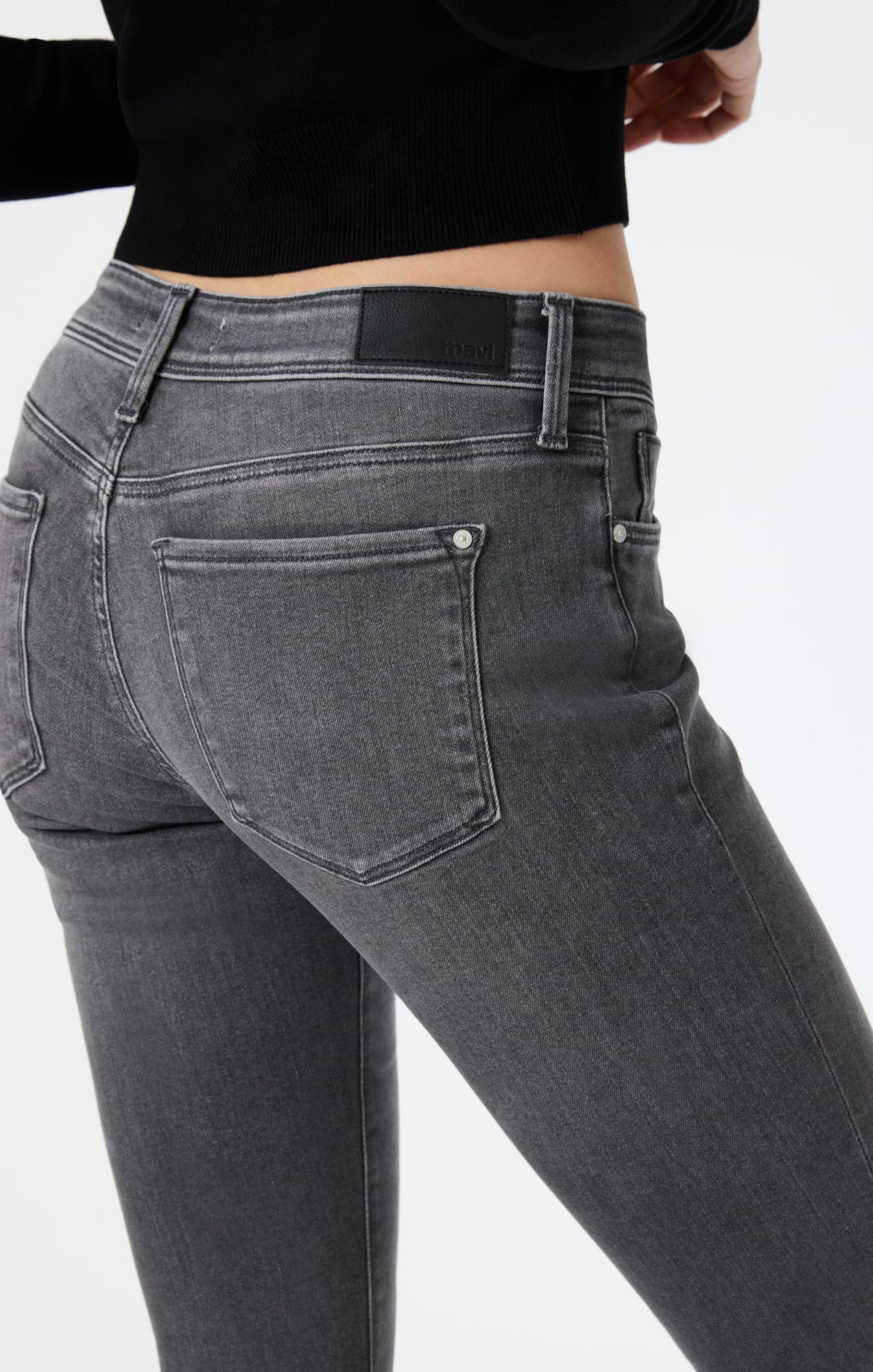 ALEXA SKINNY IN MID SMOKE INDIGO SHAPE - Mavi Jeans