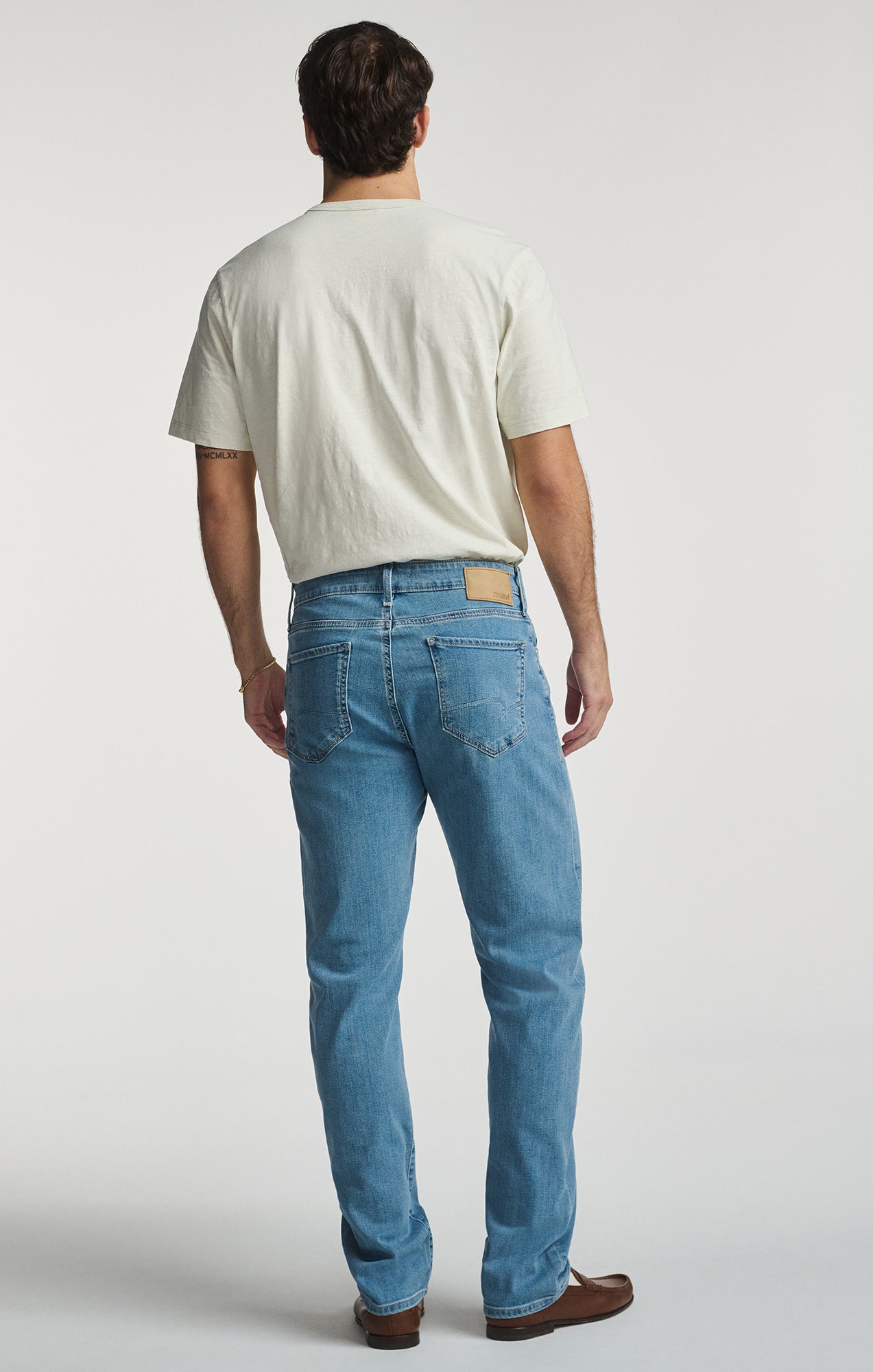 ZACH STRAIGHT LEG IN BLEACHED WILLIAMSBURG - Mavi Jeans