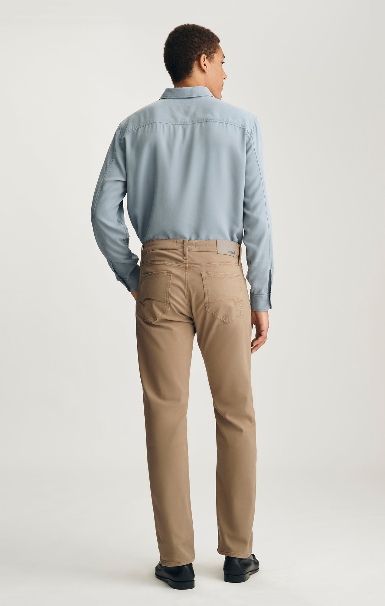 ZACH STRAIGHT LEG IN SHITAKE LUXE TWILL