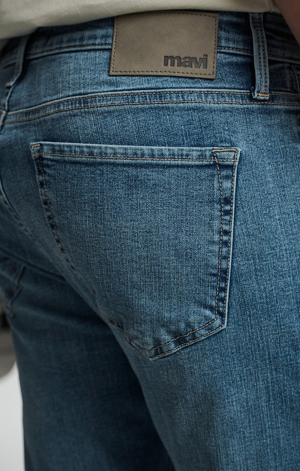 JAKE SLIM LEG IN LIGHT BRUSHED ORGANIC VINTAGE - Mavi Jeans