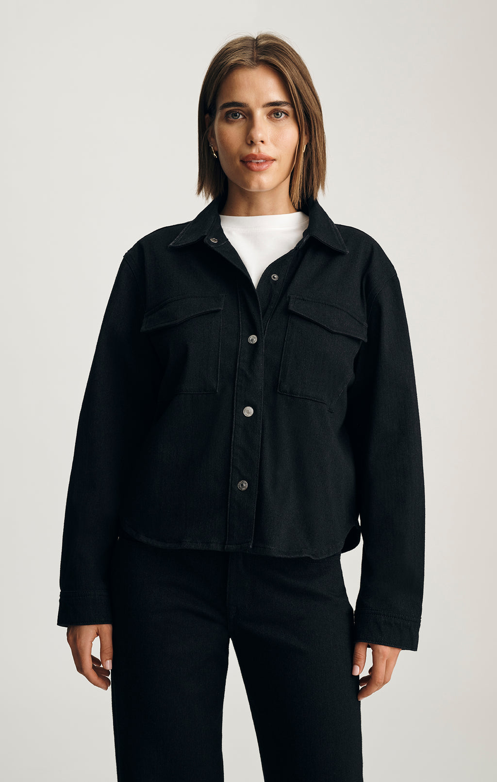 TIA DENIM SHIRT IN BLACK MOVE