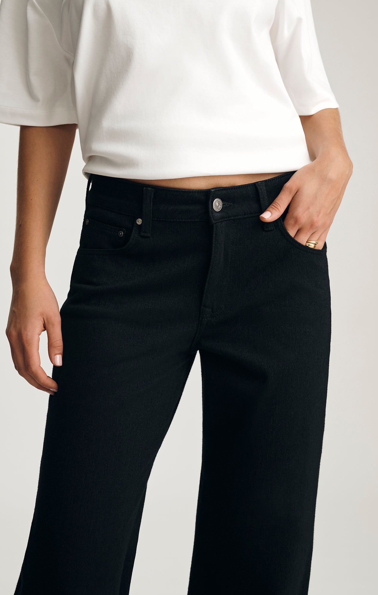 SABRINA WIDE LEG IN BLACK MOVE