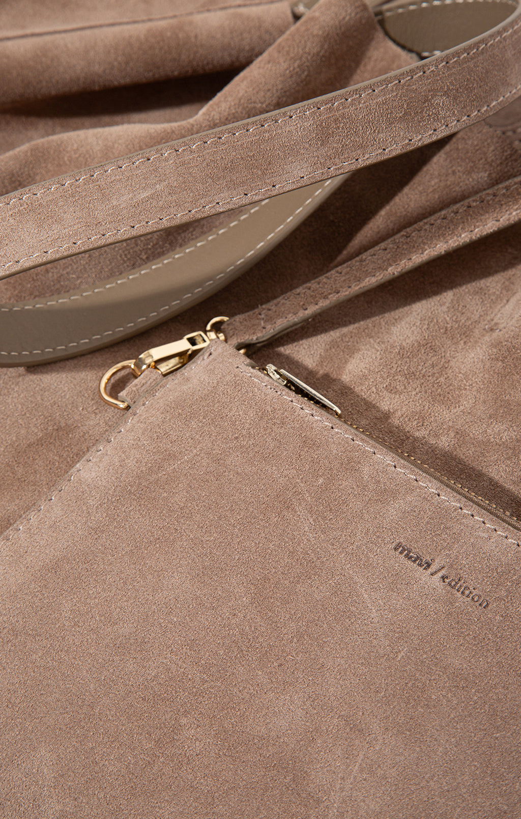 SUEDE SHOPPER BAG IN SILVER MINK