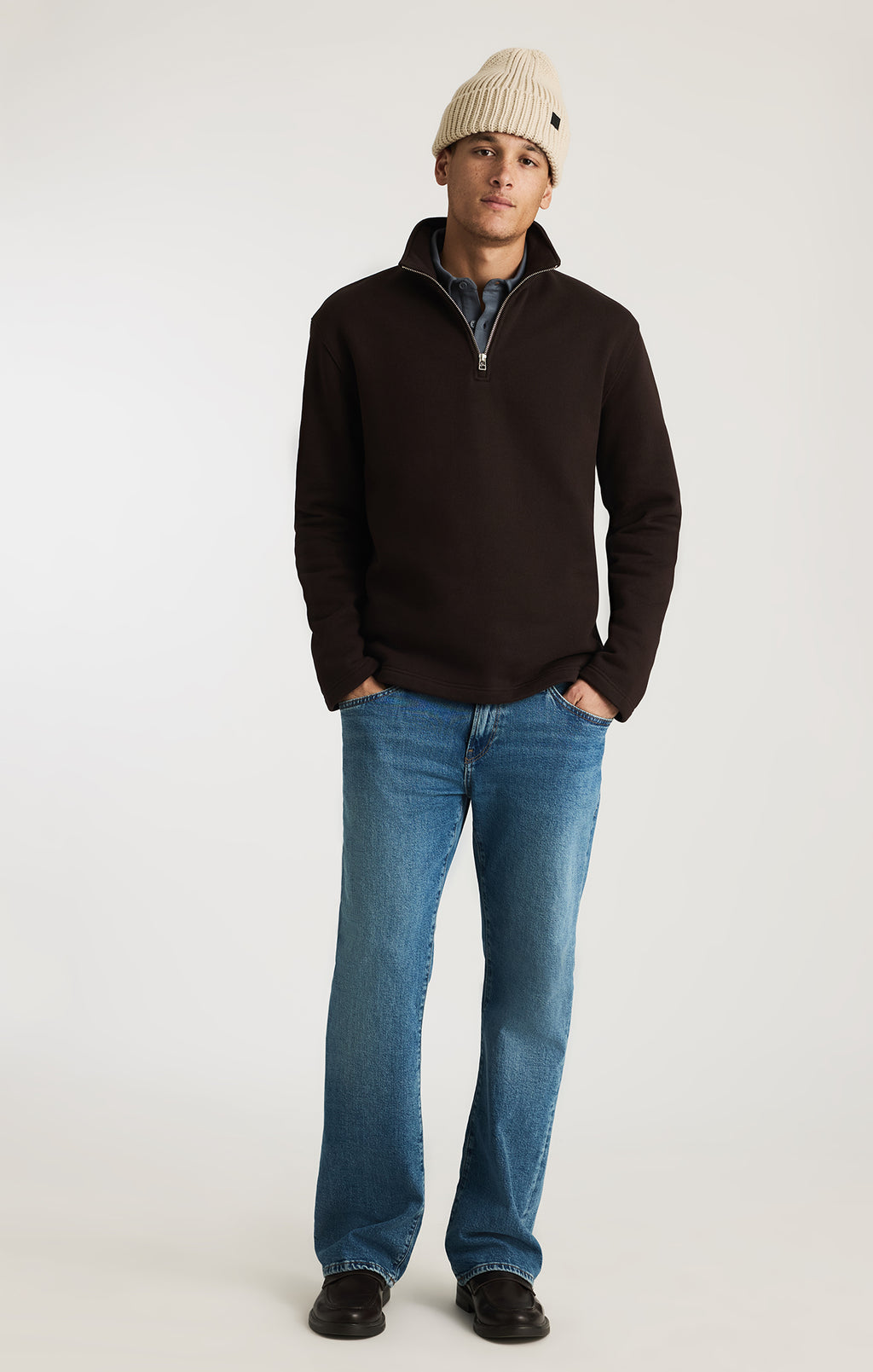 EDITION HALF ZIP SWEATSHIRT IN GANACHE