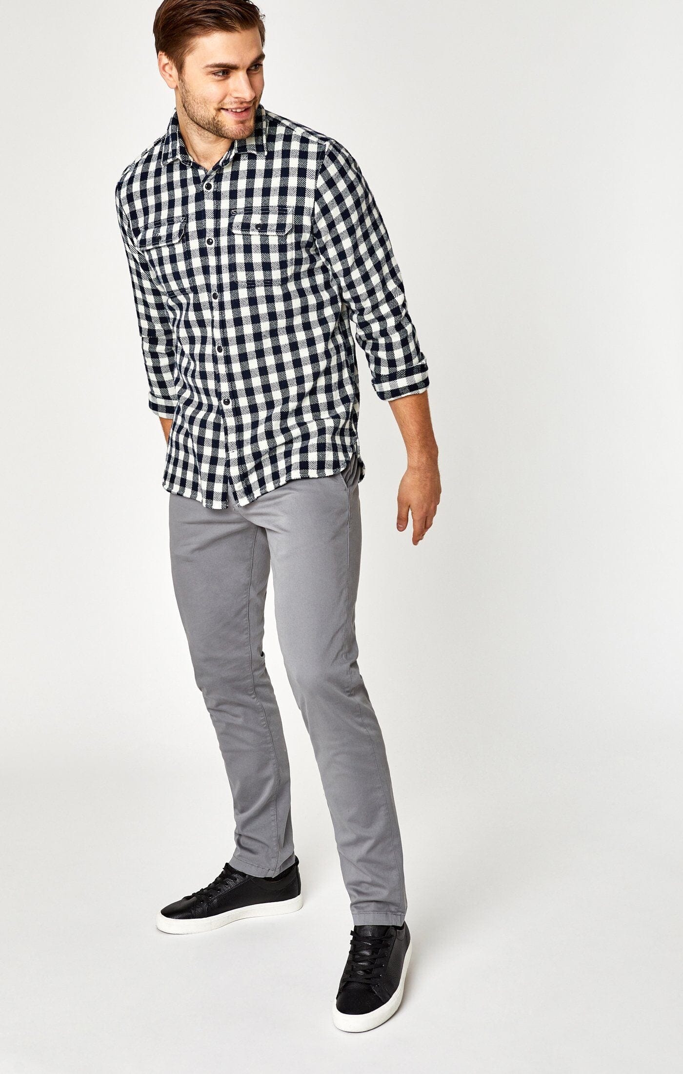JOHNNY SLIM LEG CHINO IN SHARK SKIN TWILL - Mavi Jeans