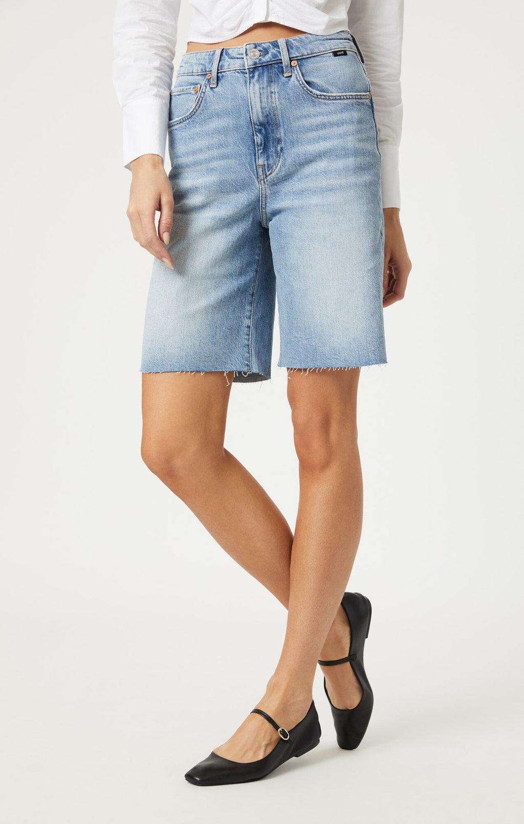 SELINA SHORTS IN LIGHT USED CLASSIC BLUE - Mavi Jeans