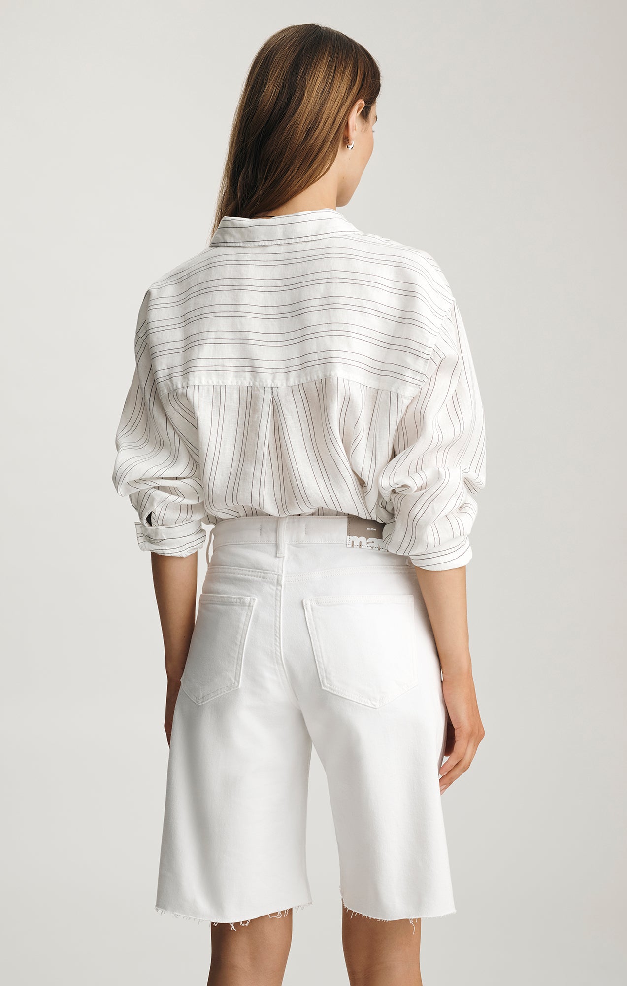 ERIKA BERMUDA SHORTS IN OFF WHITE CLASSIC BLUE - Mavi Jeans