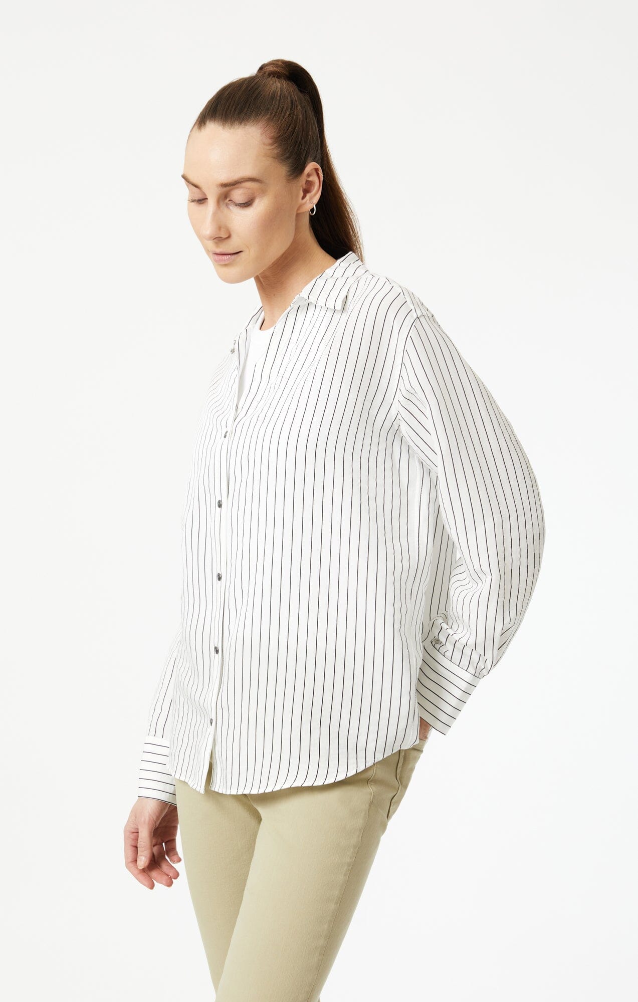 BUTTON-UP LONG SLEEVE SHIRT IN BLACK STRIPE - Mavi Jeans