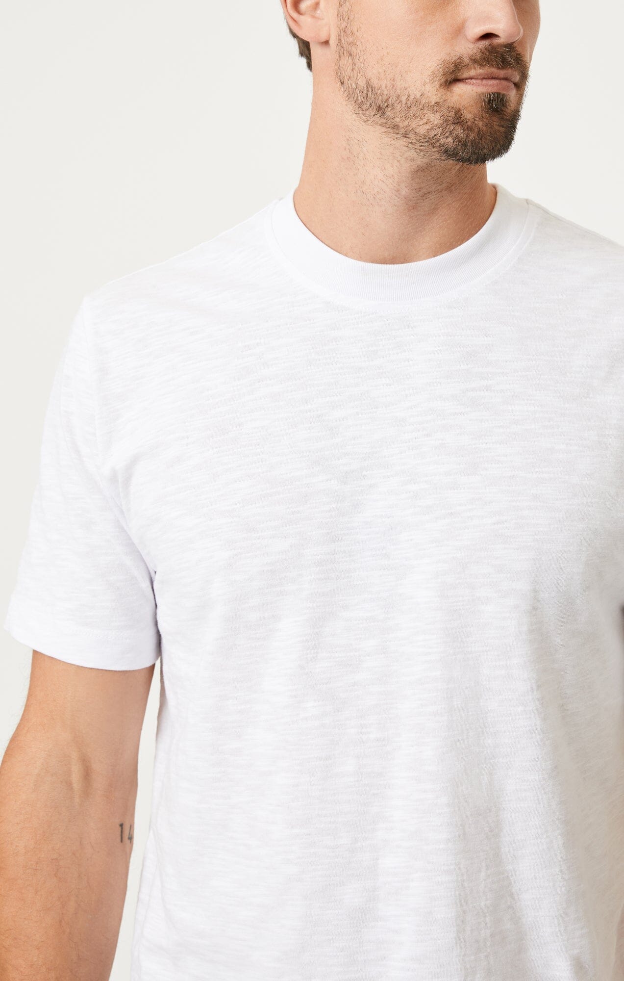 SHORT SLEEVE T-SHIRT IN WHITE - Mavi Jeans