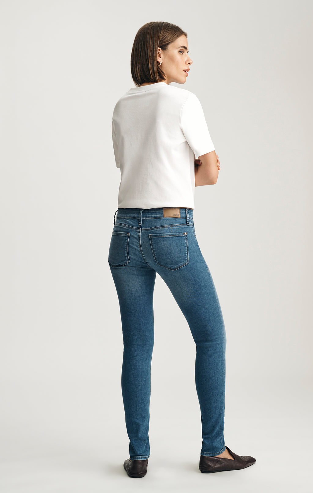 ALEXA SKINNY IN MID SUPERSOFT