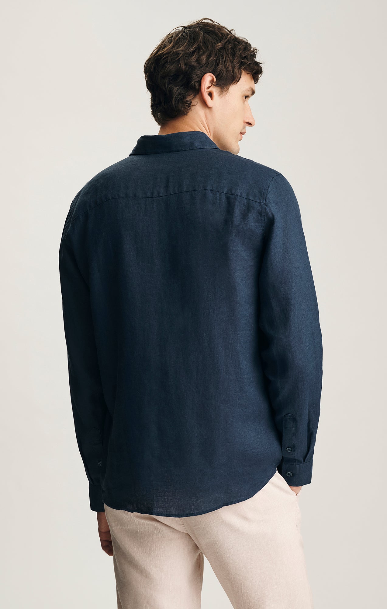 LINEN BUTTON-UP SHIRT IN BLACK IRIS - Mavi Jeans