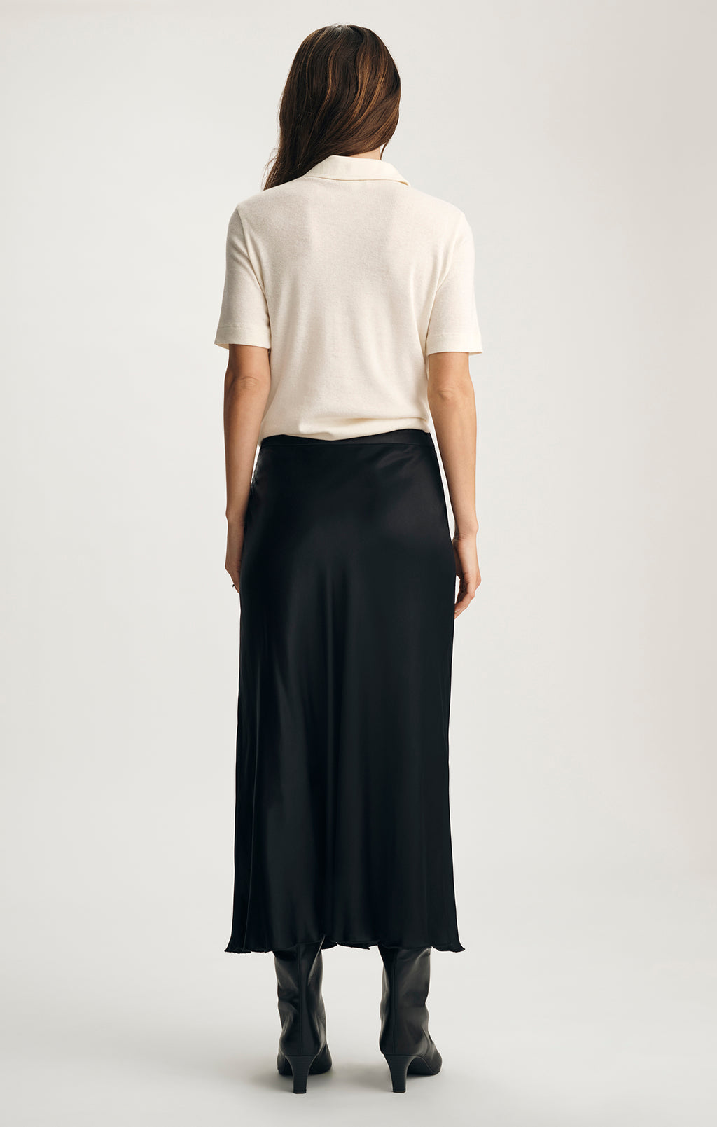 SATIN MIDI SKIRT IN BLACK