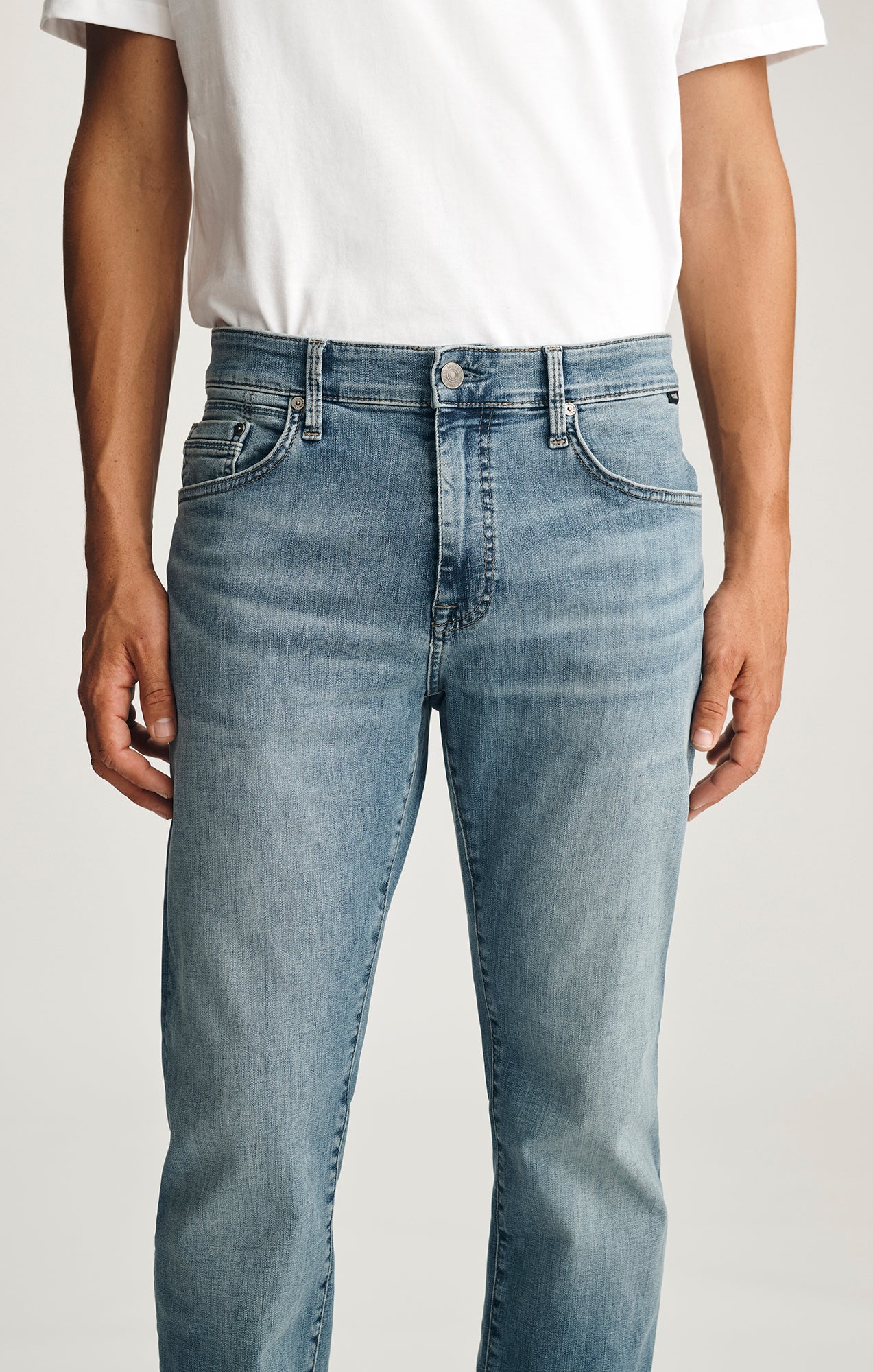 ZACH STRAIGHT LEG IN LIGHT BRUSHED ORGANIC VINTAGE