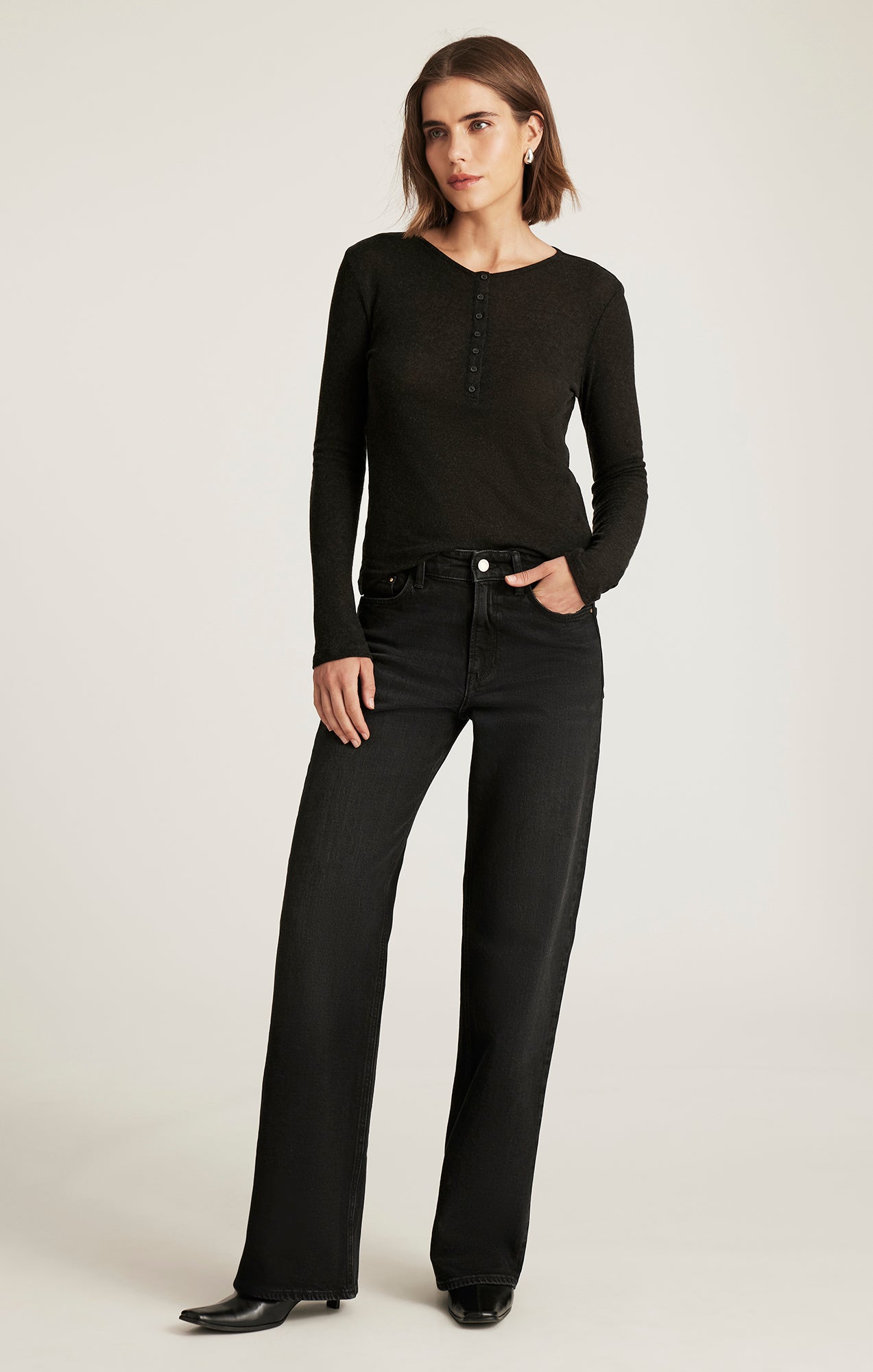 EDITION LONG SLEEVE HENLEY T-SHIRT IN BLACK - Mavi Jeans