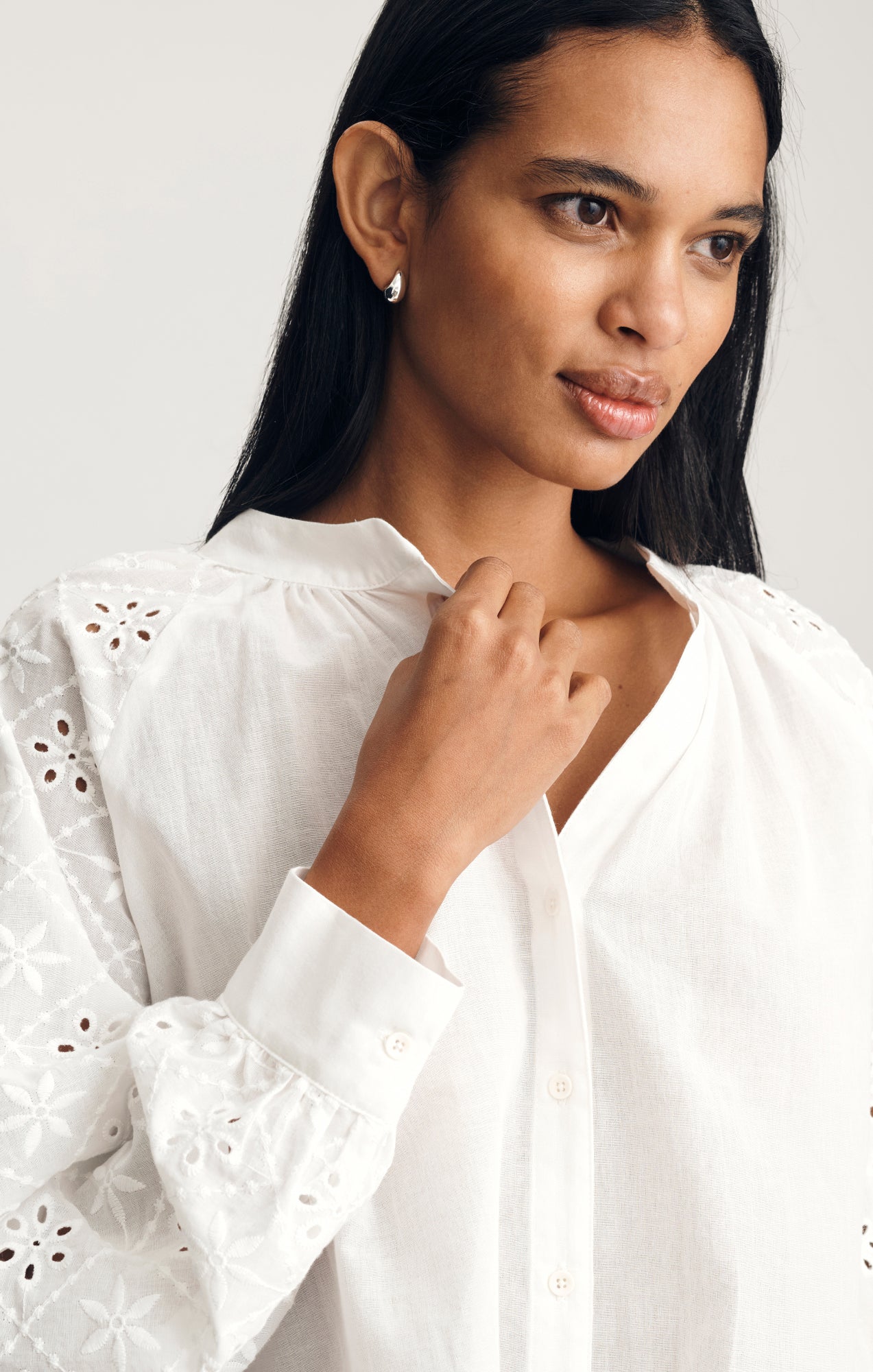 EMBROIDERED SLEEVE BUTTON-UP SHIRT IN WHITE - Mavi Jeans