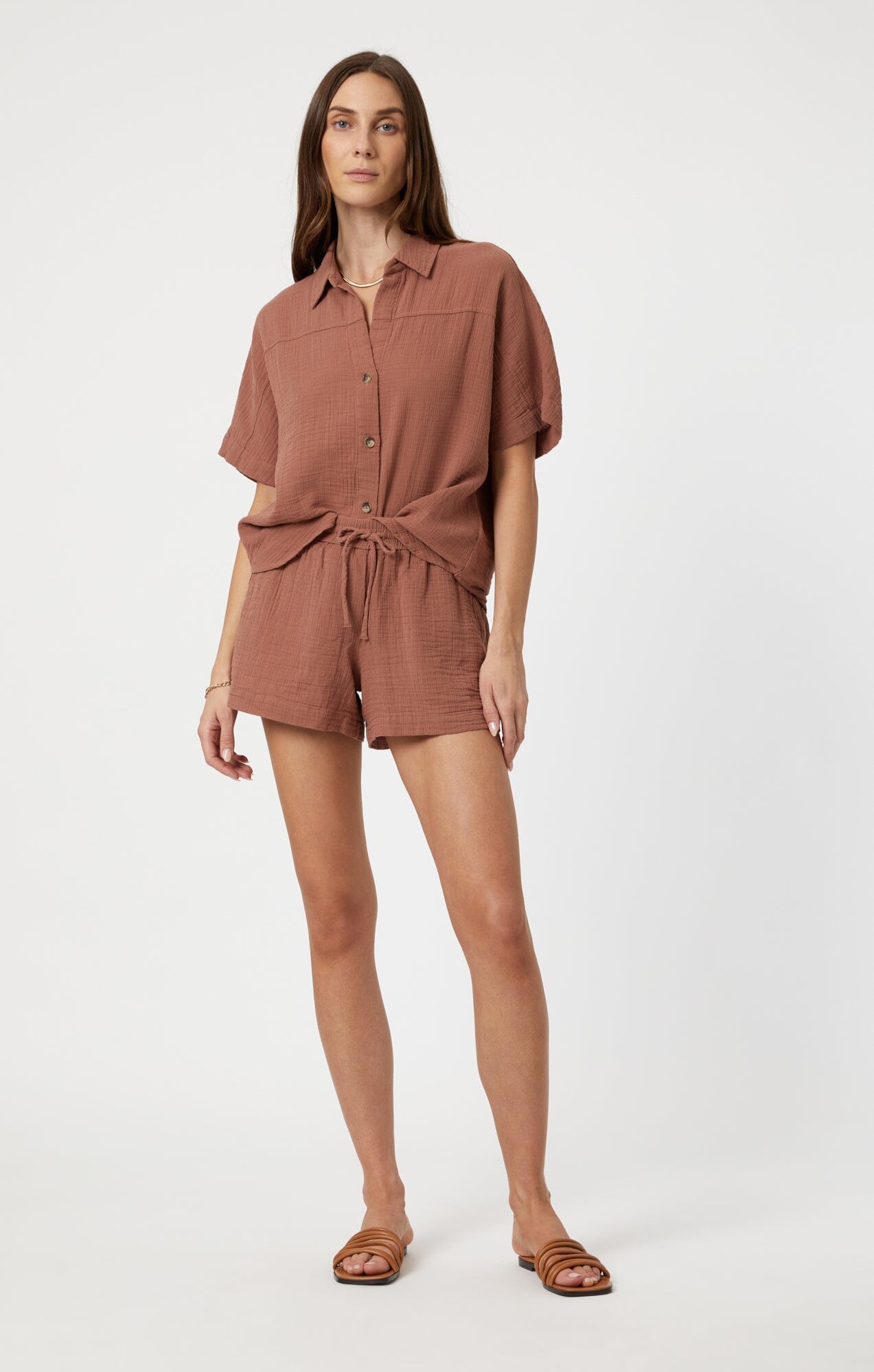 GAUZE SHORT SLEEVE SHIRT IN BROWNIE - Mavi Jeans