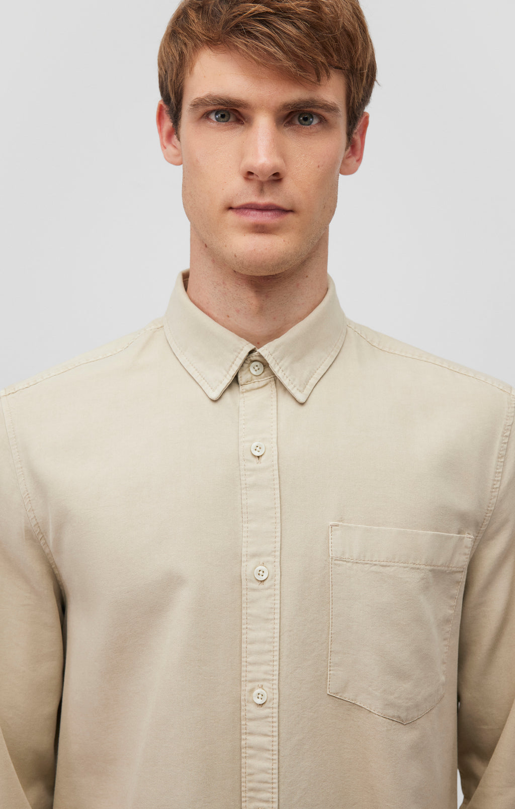 ONE POCKET BUTTON-UP SHIRT IN PELICAN - Mavi Jeans