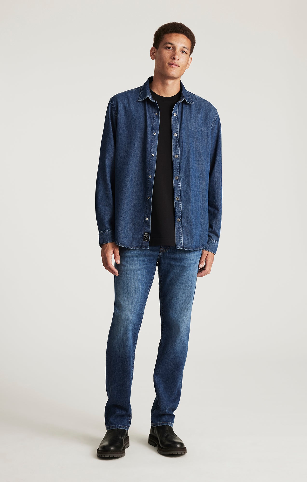 SHORT SLEEVE CREW NECK T-SHIRT IN BLACK - Mavi Jeans