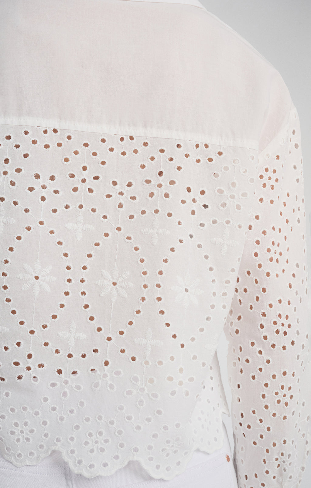 CROPPED EYELET SHIRT IN WHITE - Mavi Jeans