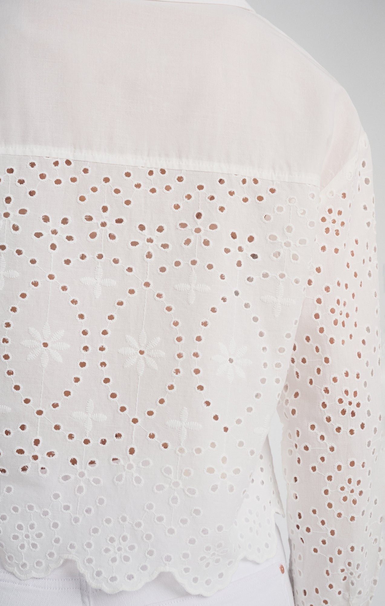 CROPPED EYELET SHIRT IN WHITE - Mavi Jeans