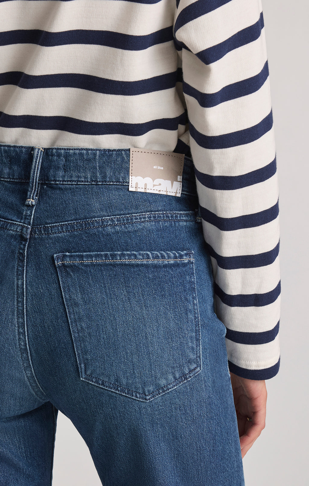 GRACE FLARE IN DARK BRUSHED CLASSIC BLUE - Mavi Jeans