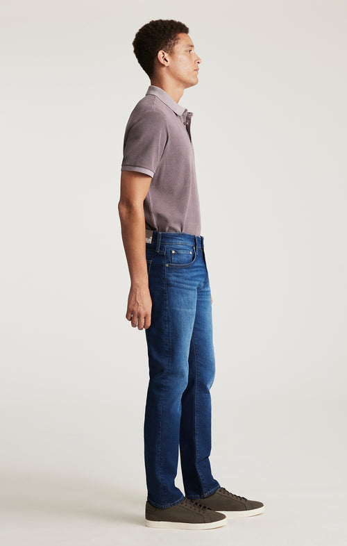 MARCUS SLIM STRAIGHT LEG IN DARK BRUSHED CLASSIC BLUE - Mavi Jeans
