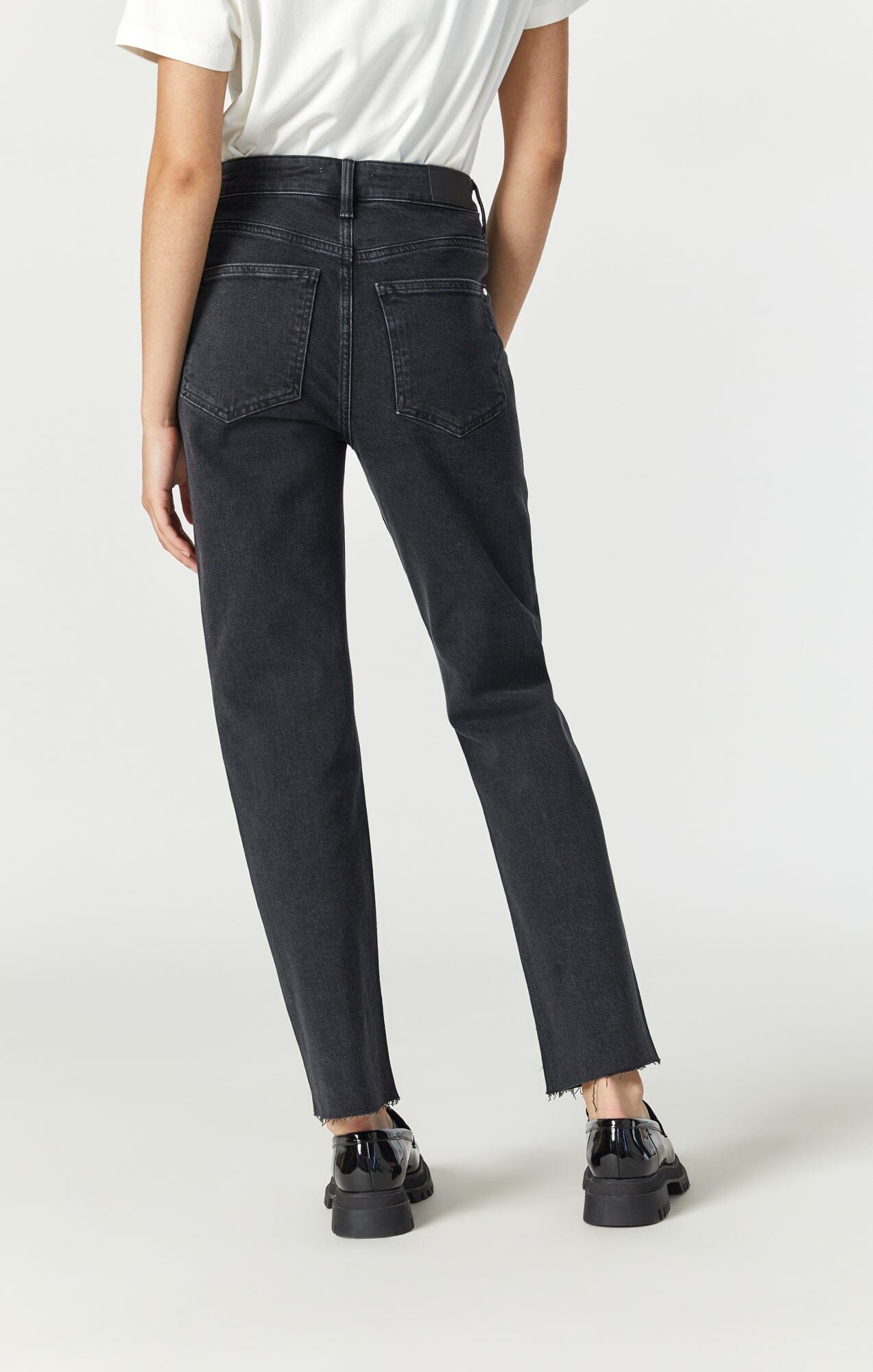 NEW YORK STRAIGHT LEG IN SHINY SMOKE DENIM - Mavi Jeans