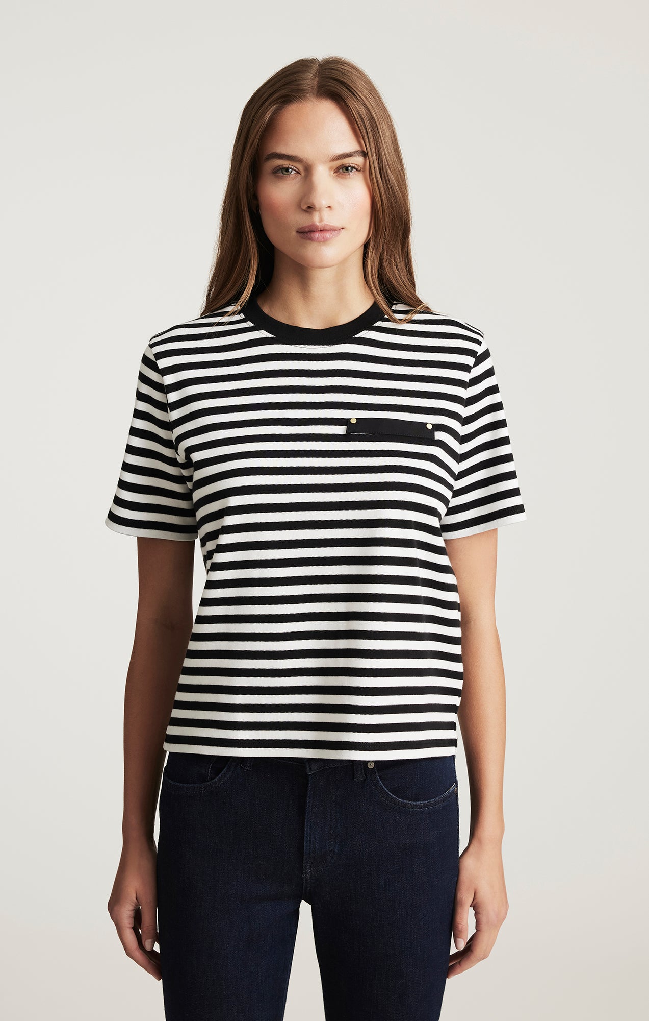 WELT POCKET T-SHIRT IN BLACK WHITE STRIPE
