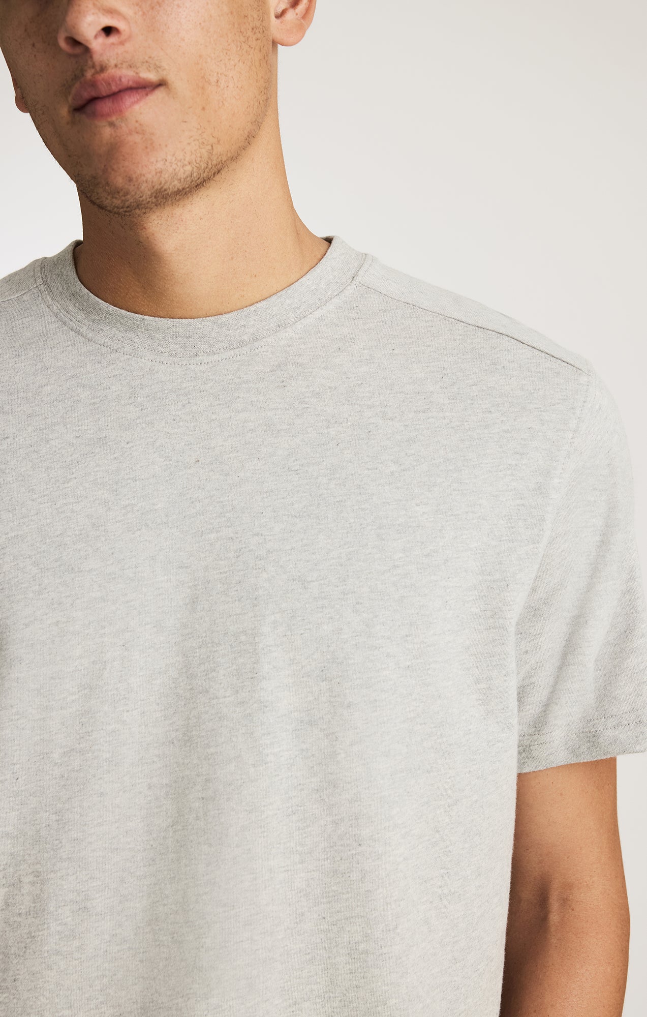 BASIC SHORT SLEEVE T-SHIRT IN GREY MELANGE