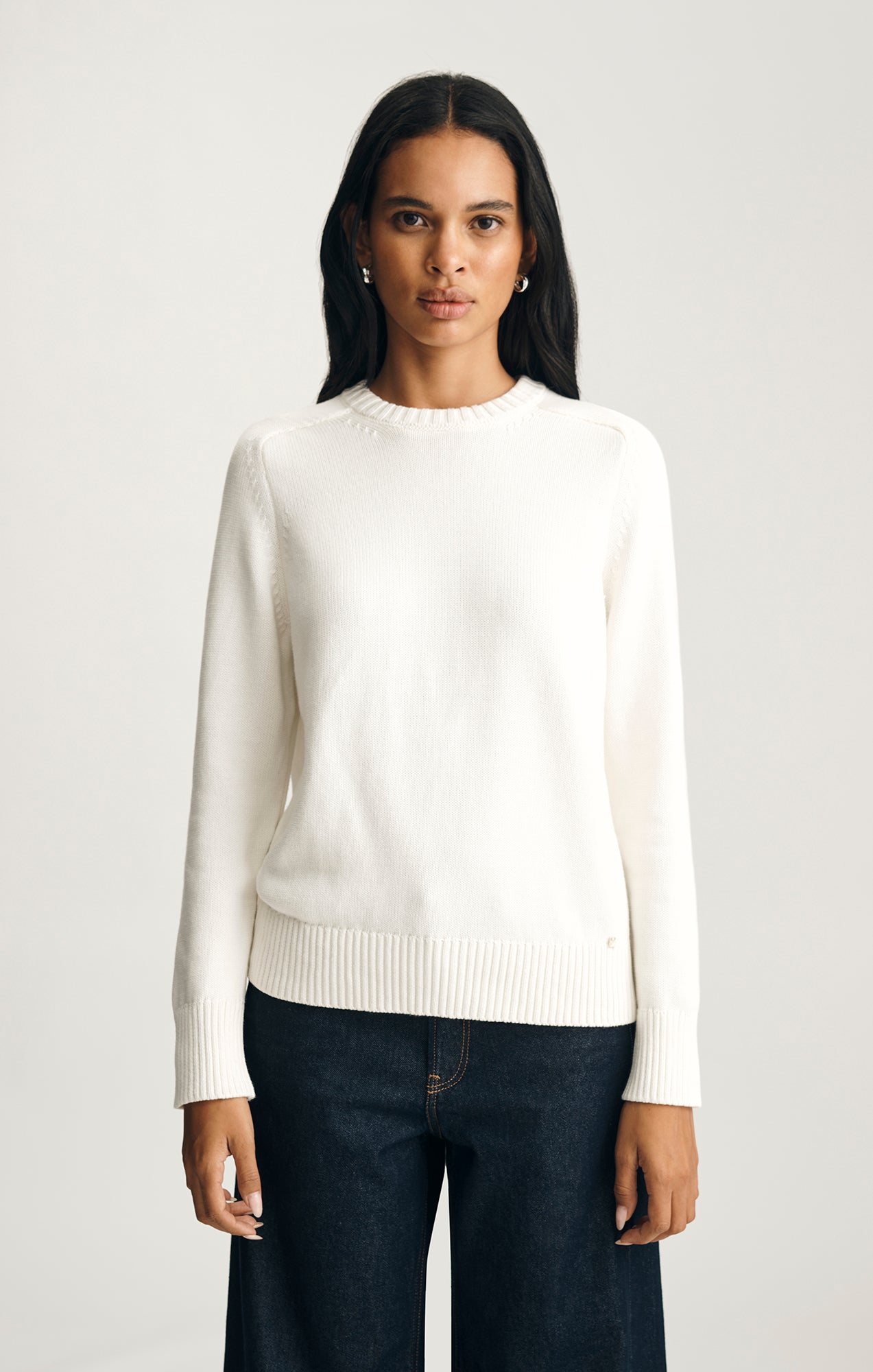 CREW NECK SWEATER IN ANTIQUE WHITE