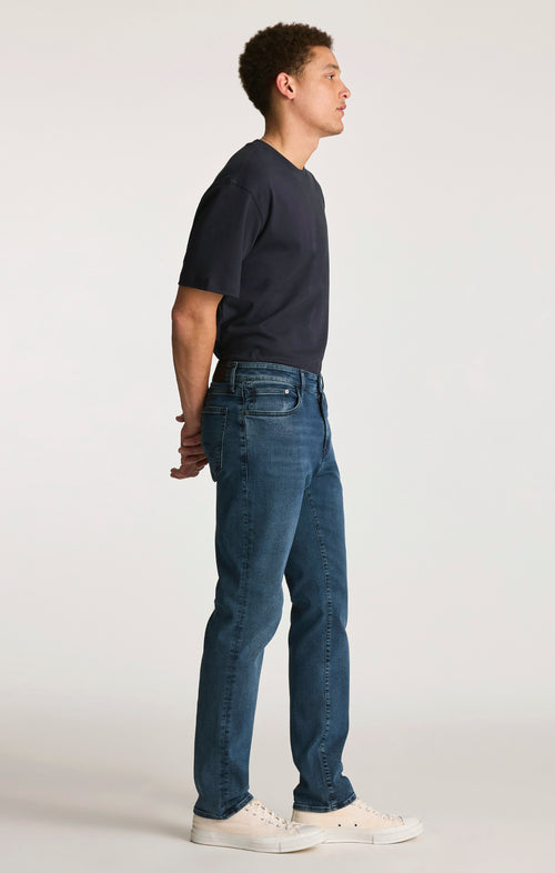 STEVE ATHLETIC FIT IN INK SUPERMOVE - Mavi Jeans