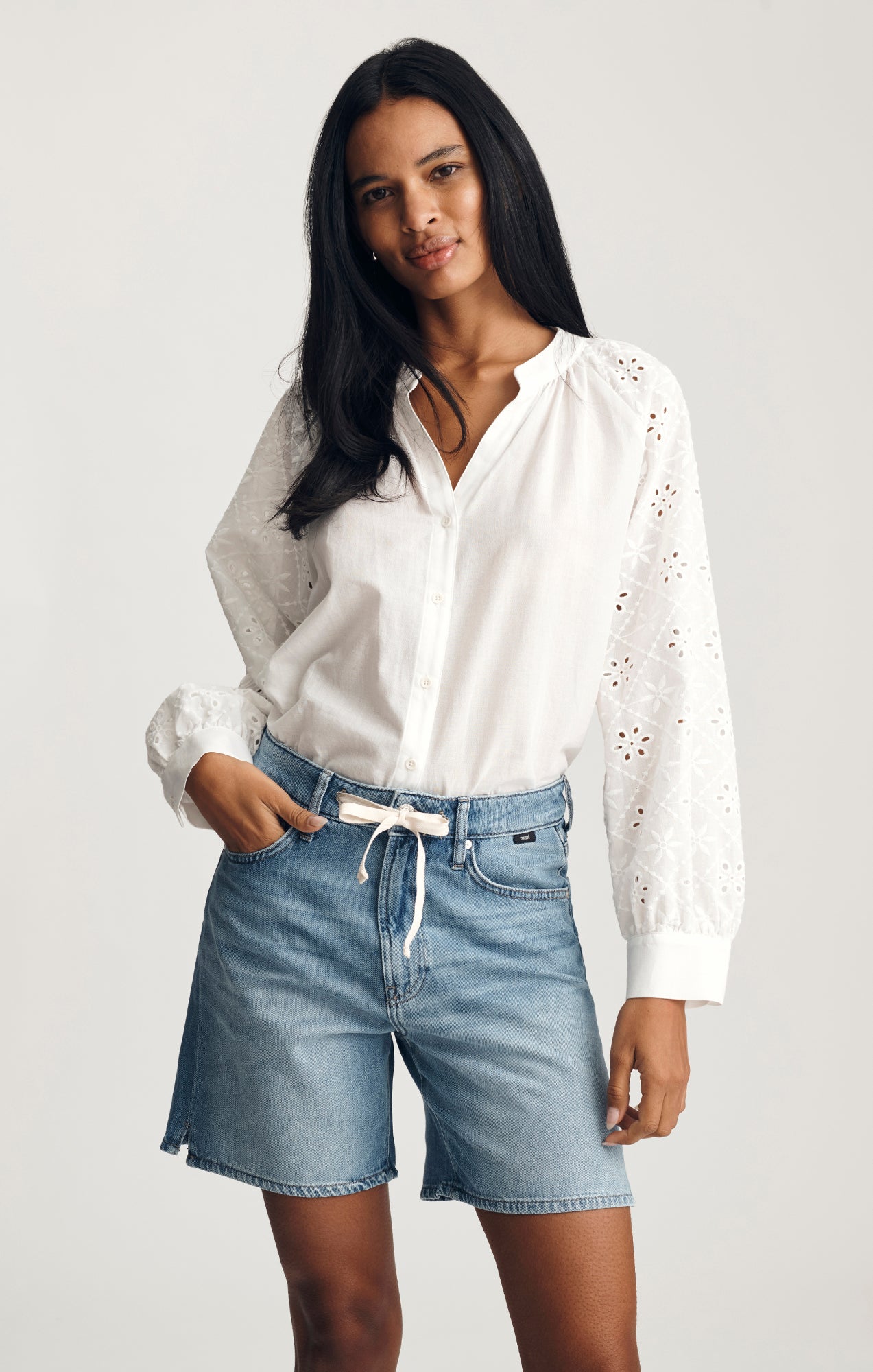 NELLA RELAXED SHORTS IN LIGHT BLUE WELL BLUE - Mavi Jeans