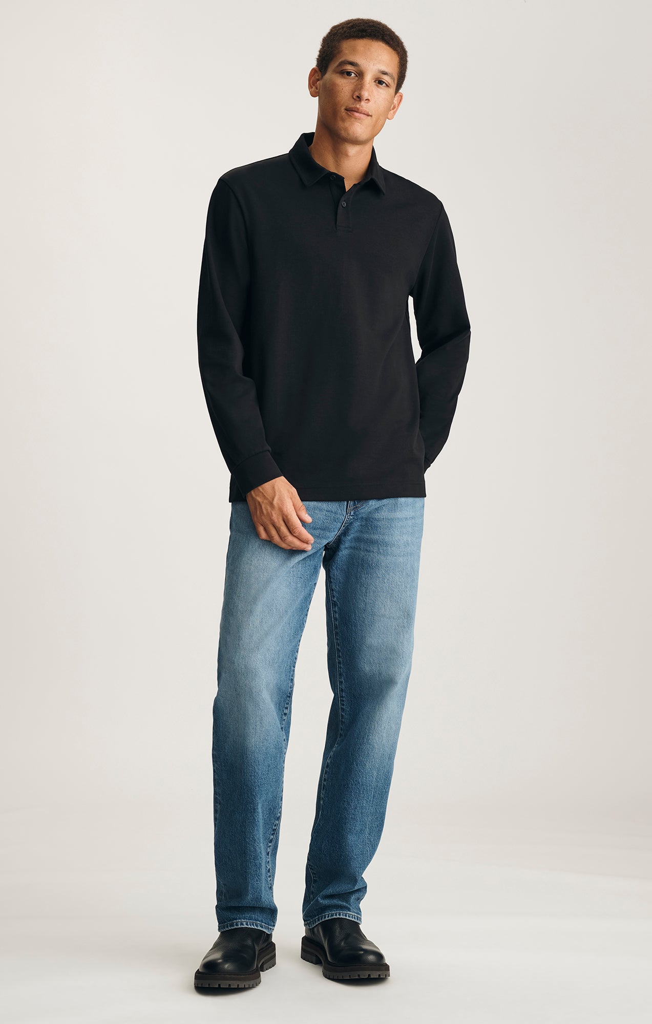 LONG SLEEVE POLO T-SHIRT IN BLACK