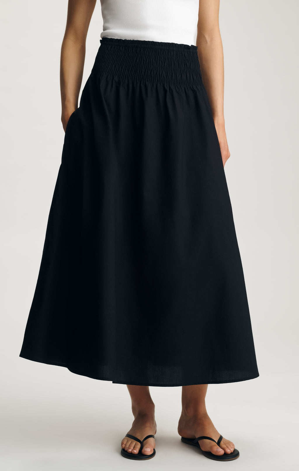 SMOCKED MAXI SKIRT IN BLACK - Mavi Jeans