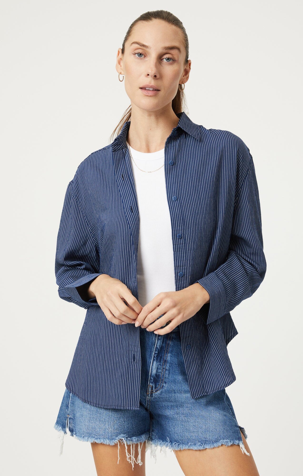 BUTTON-UP LONG SLEEVE SHIRT IN NAVY STRIPED - Mavi Jeans