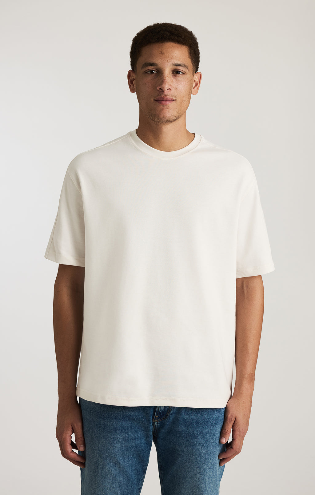 EDITION SHORT SLEEVE T-SHIRT IN ANTIQUE WHITE