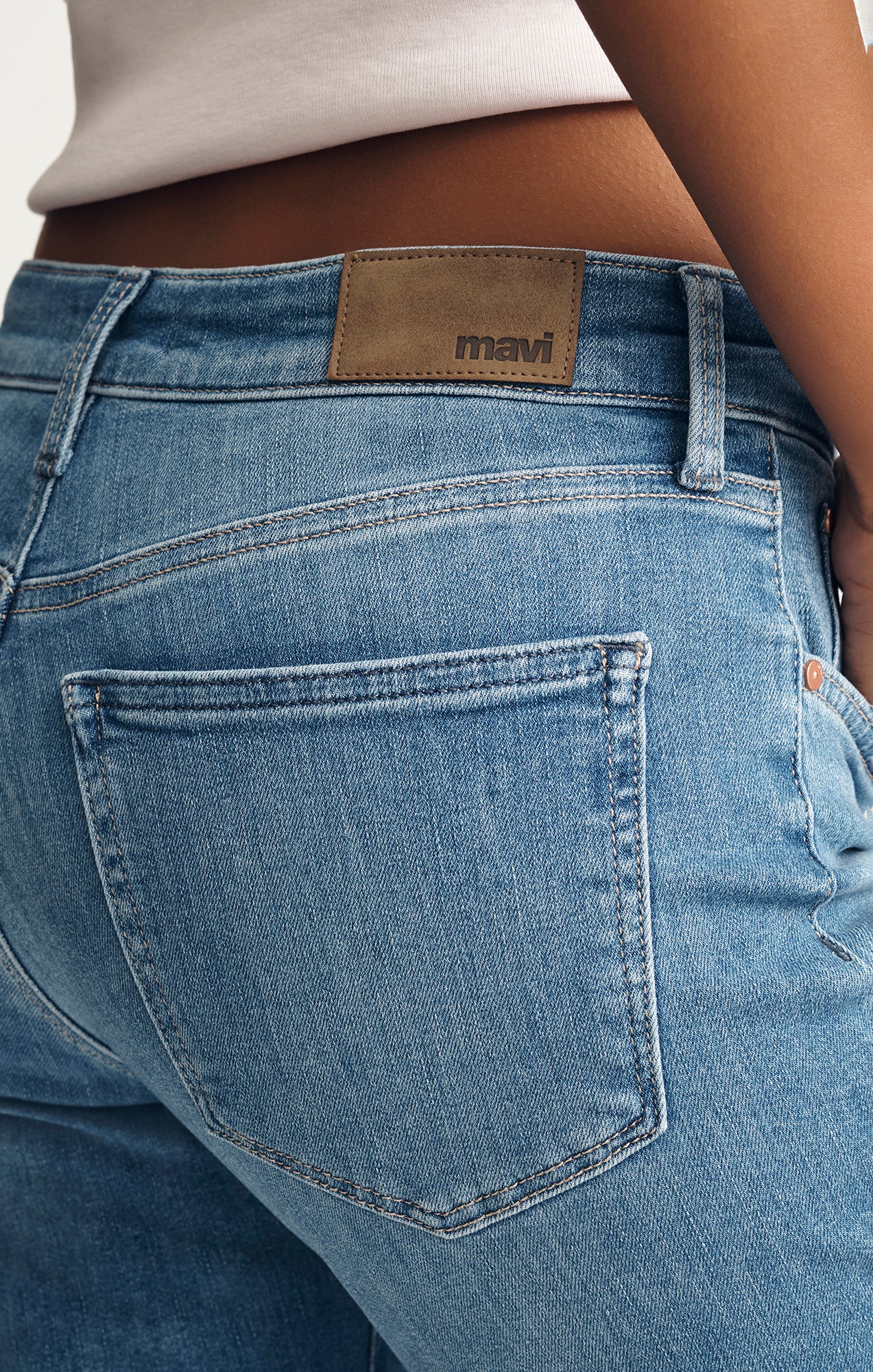 HILARY CAPRI IN BLUE BRUSHED FLEX BLUE - Mavi Jeans