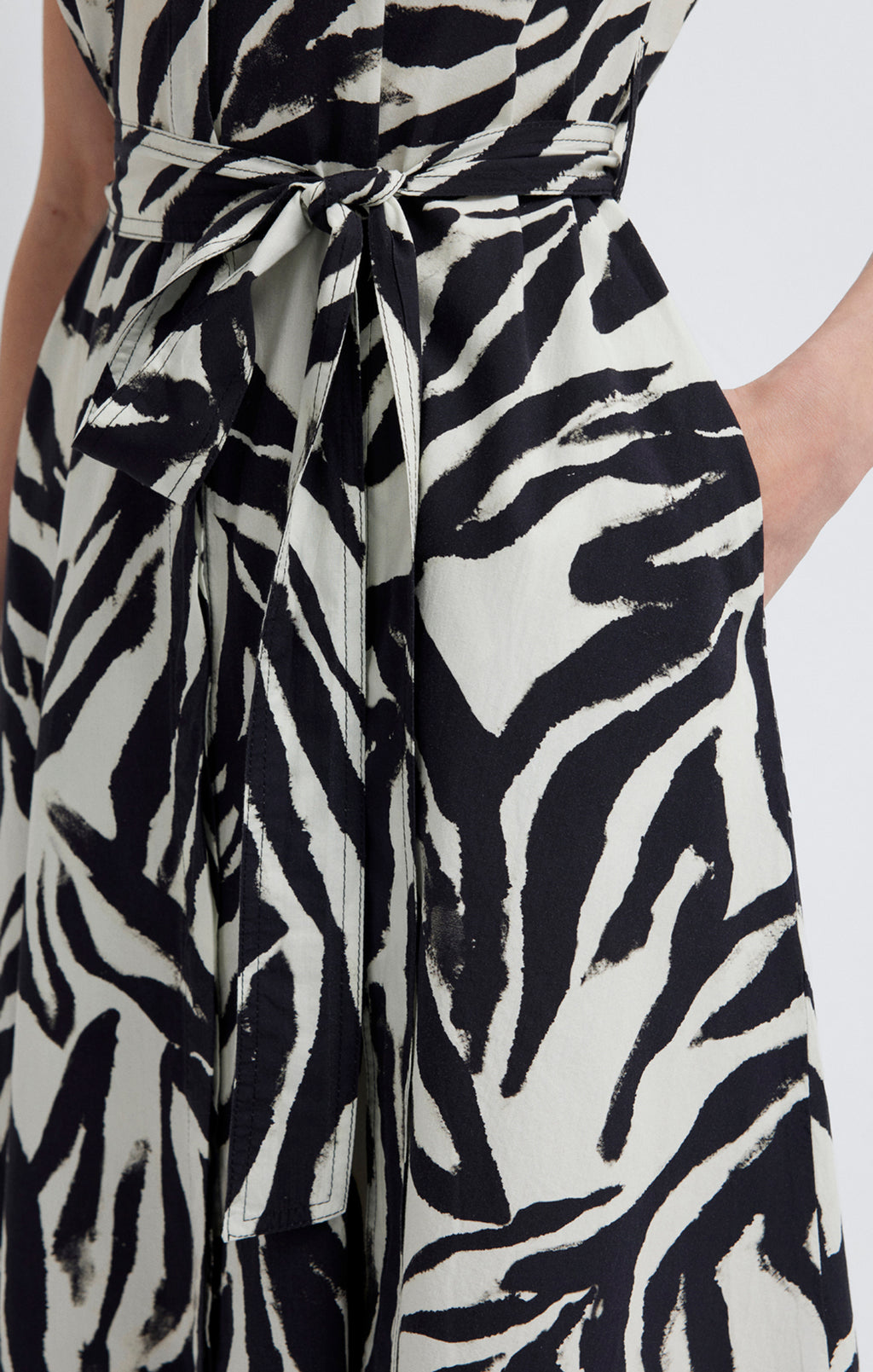LINEN TIE-WAIST MIDI SHIRTDRESS IN BATIC ZEBRA PRINT