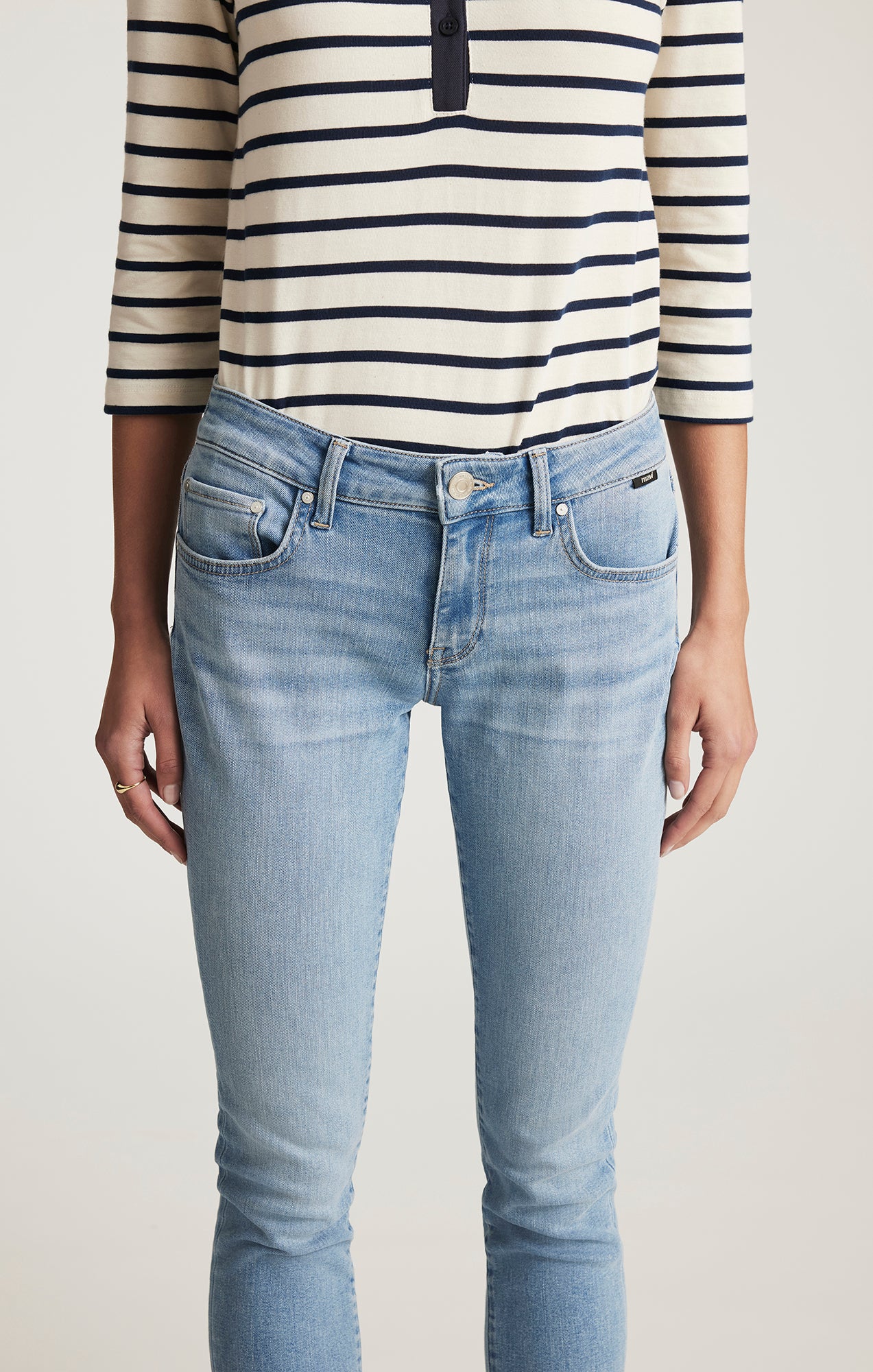 ALEXA SKINNY IN BLEACHED TRIBECA - Mavi Jeans