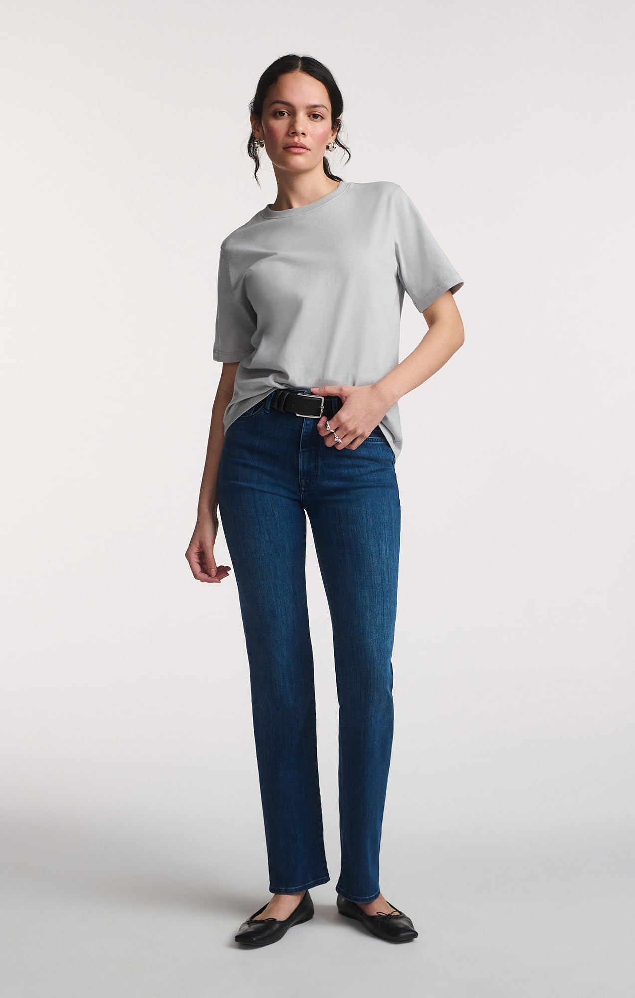 SHORT SLEEVE CREW NECK T-SHIRT IN HIGH-RISE - Mavi Jeans
