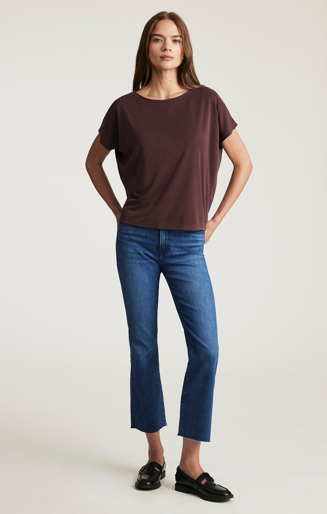 LUXE TOUCH TENCEL™ BOAT NECK T-SHIRT IN DECADENT CHOCOLATE - Mavi Jeans