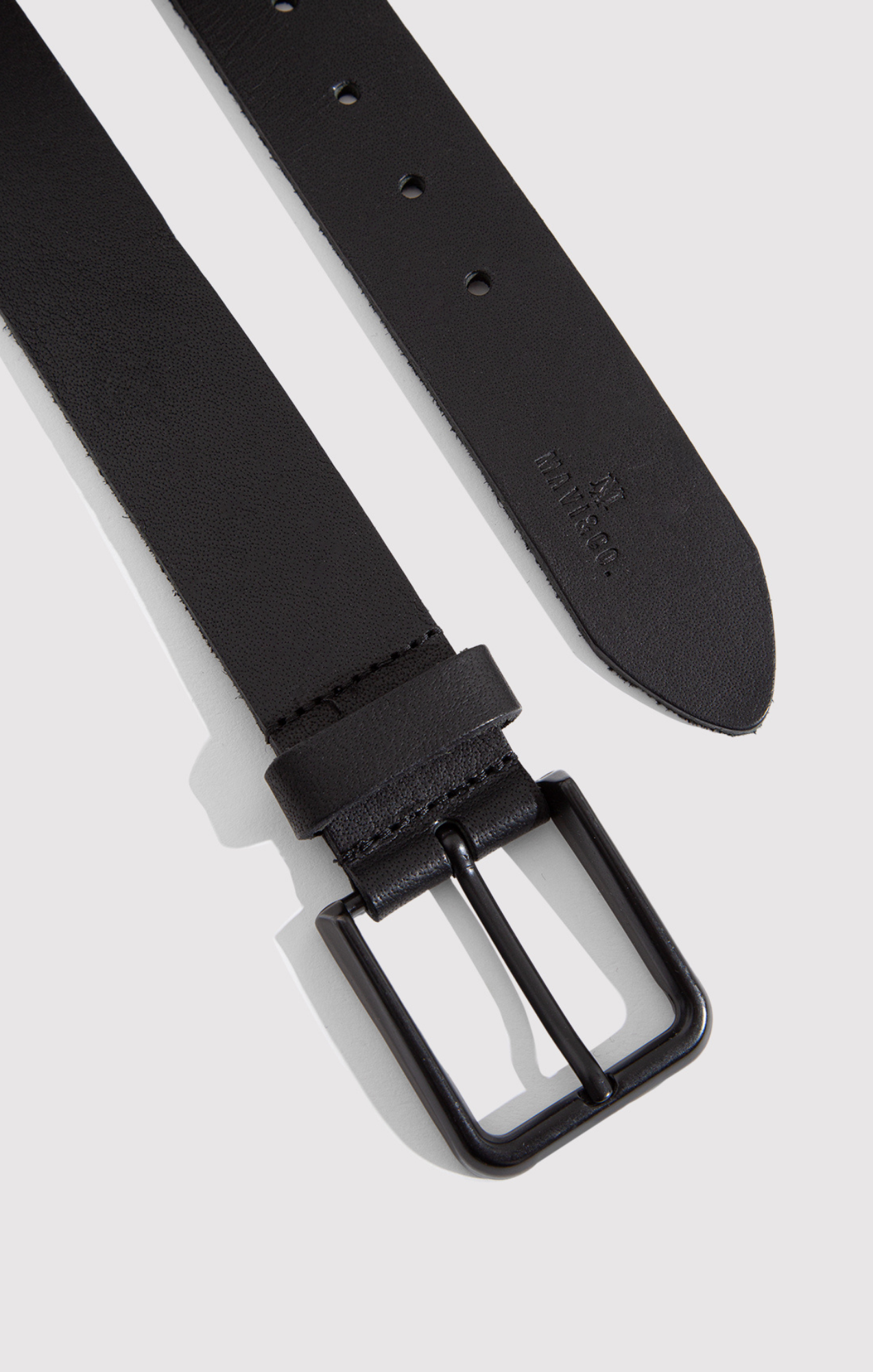 LEATHER BELT IN BLACK