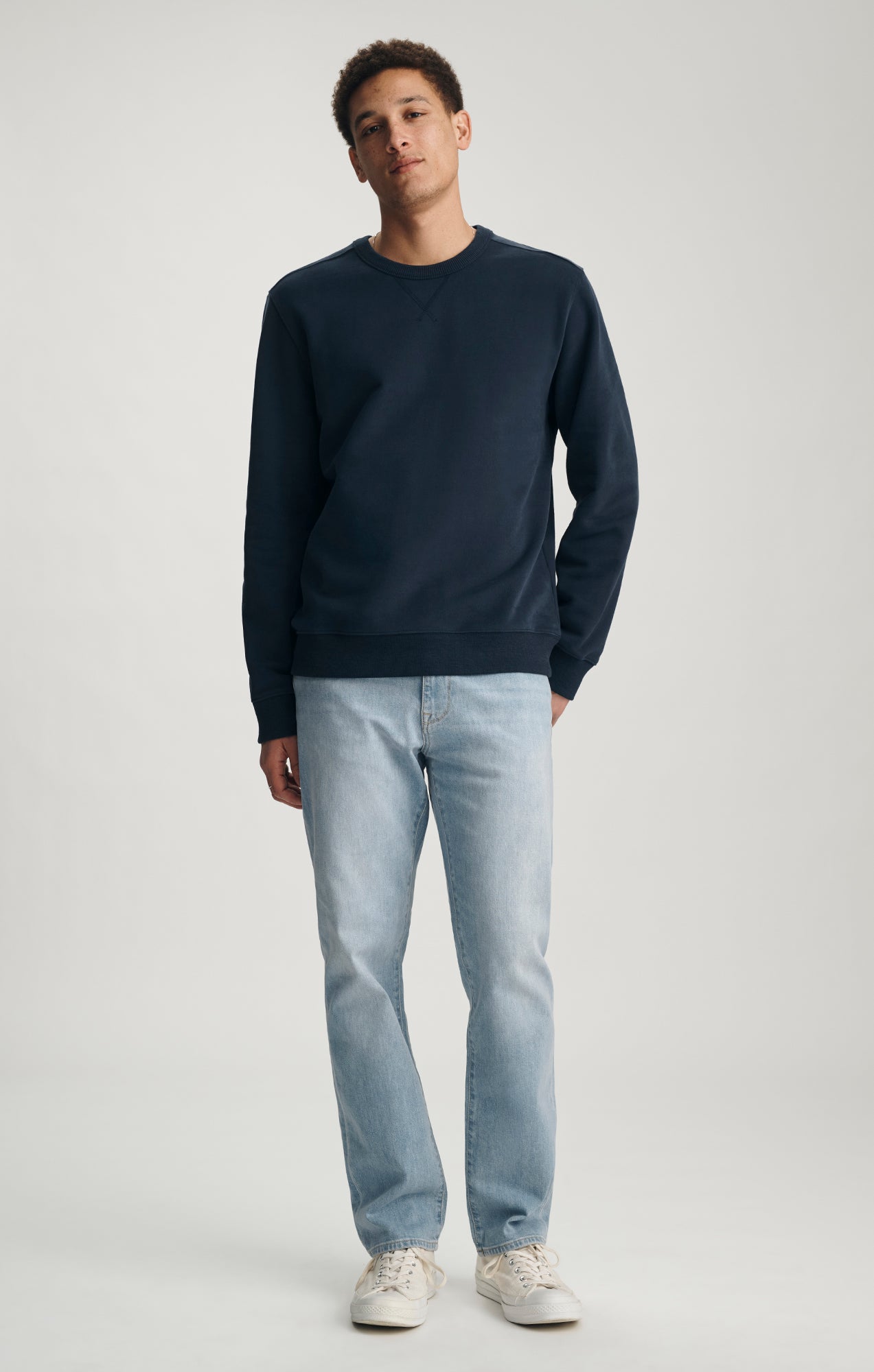 Mavi Men's V-Stitch Crew Neck Sweatshirt In Total Eclipse – Mavi Jeans