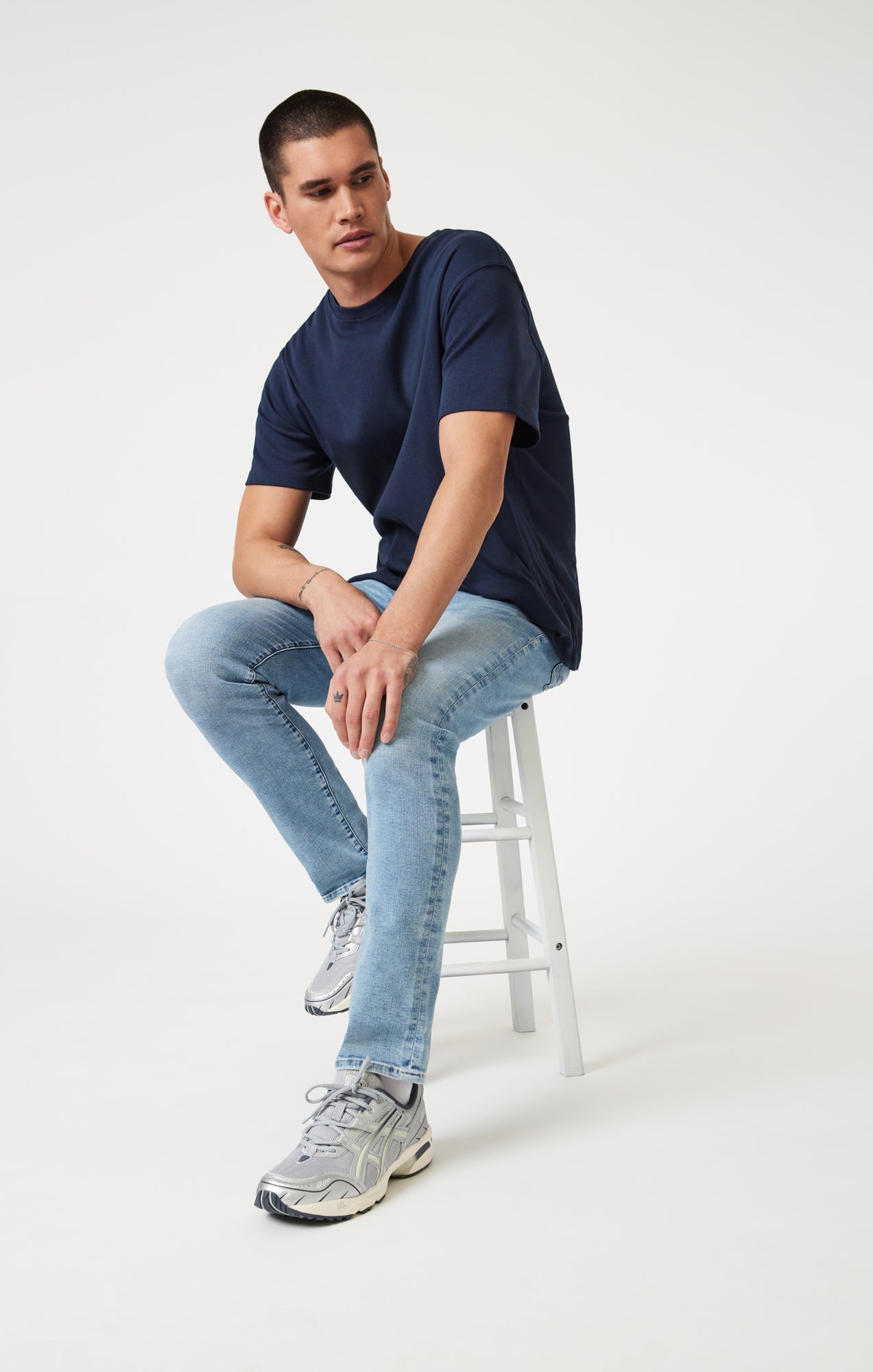 JAKE SLIM LEG IN LIGHT USED FEATHER BLUE - Mavi Jeans