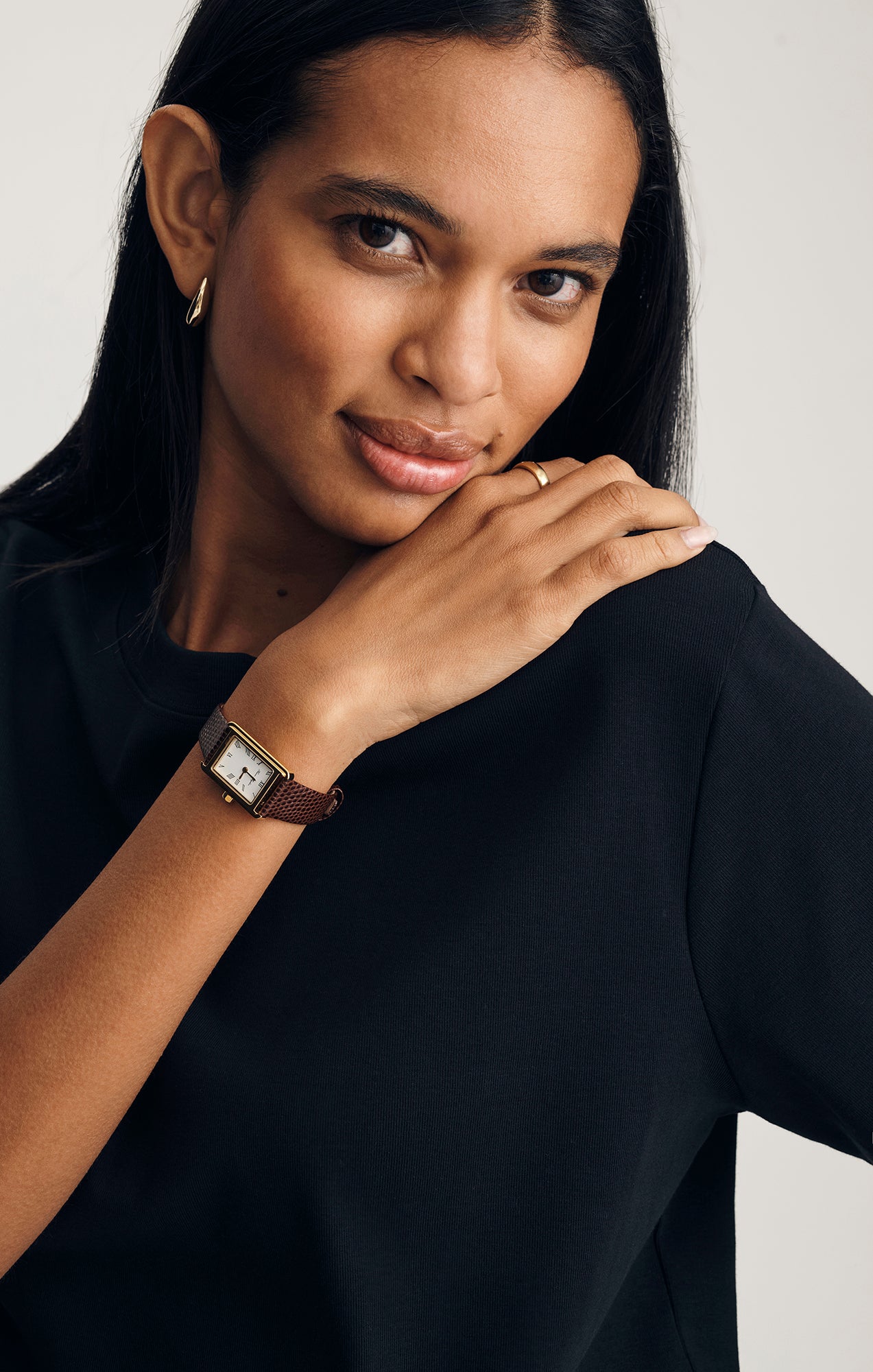 RILEY CREW NECK T-SHIRT IN BLACK