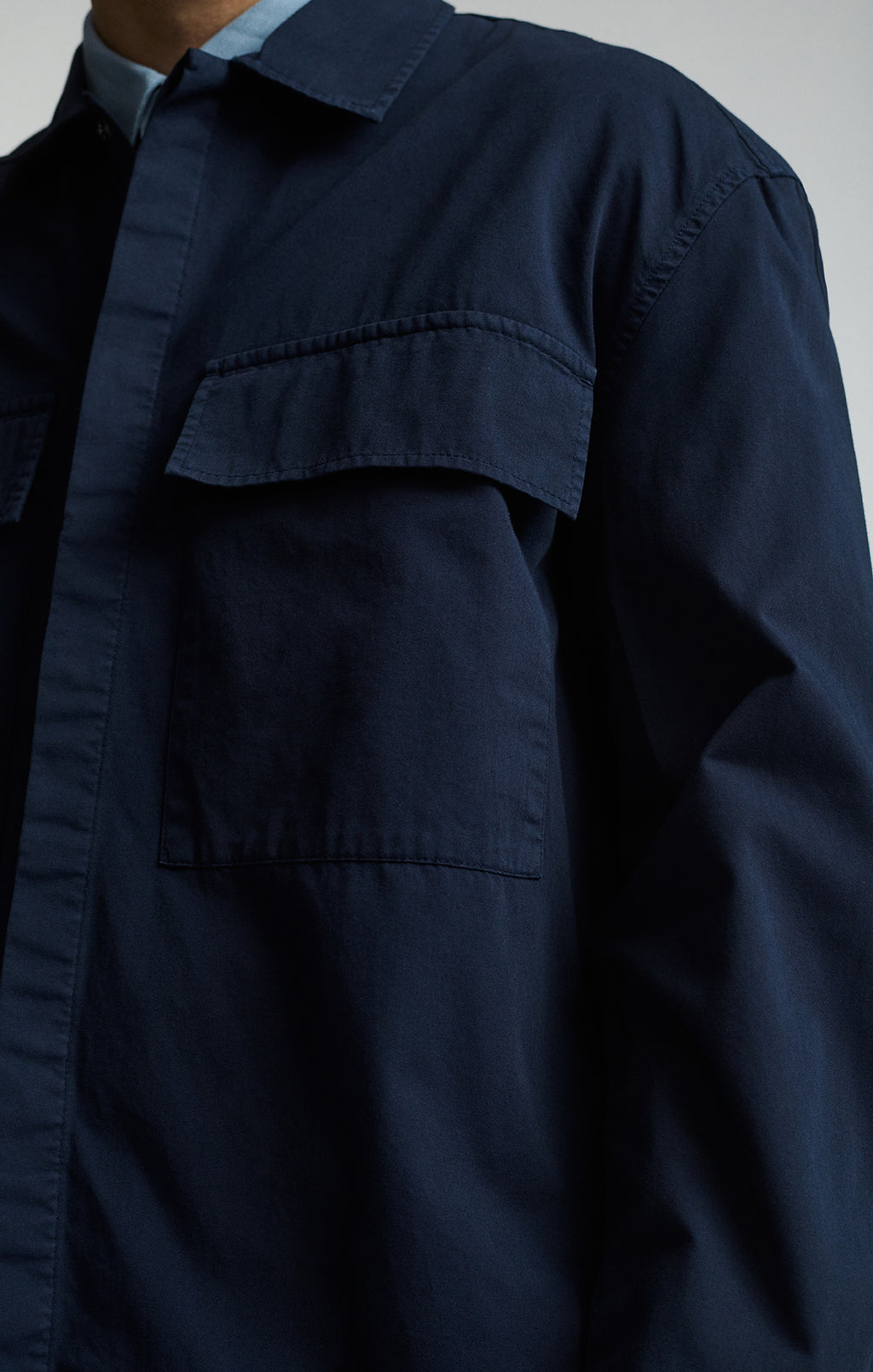 DOUBLE POCKET OVERSHIRT IN BLACK IRIS - Mavi Jeans