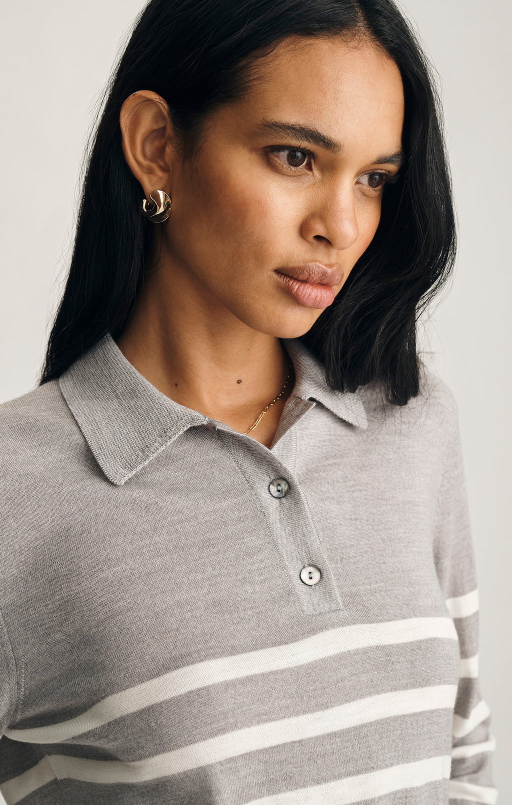 EDITION WOOL POLO SWEATER IN LIGHT GREY MELANGE STRIPE