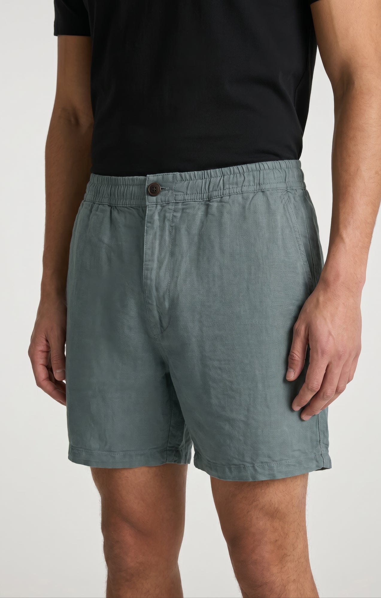 DAXON SHORTS IN TEAL LINEN