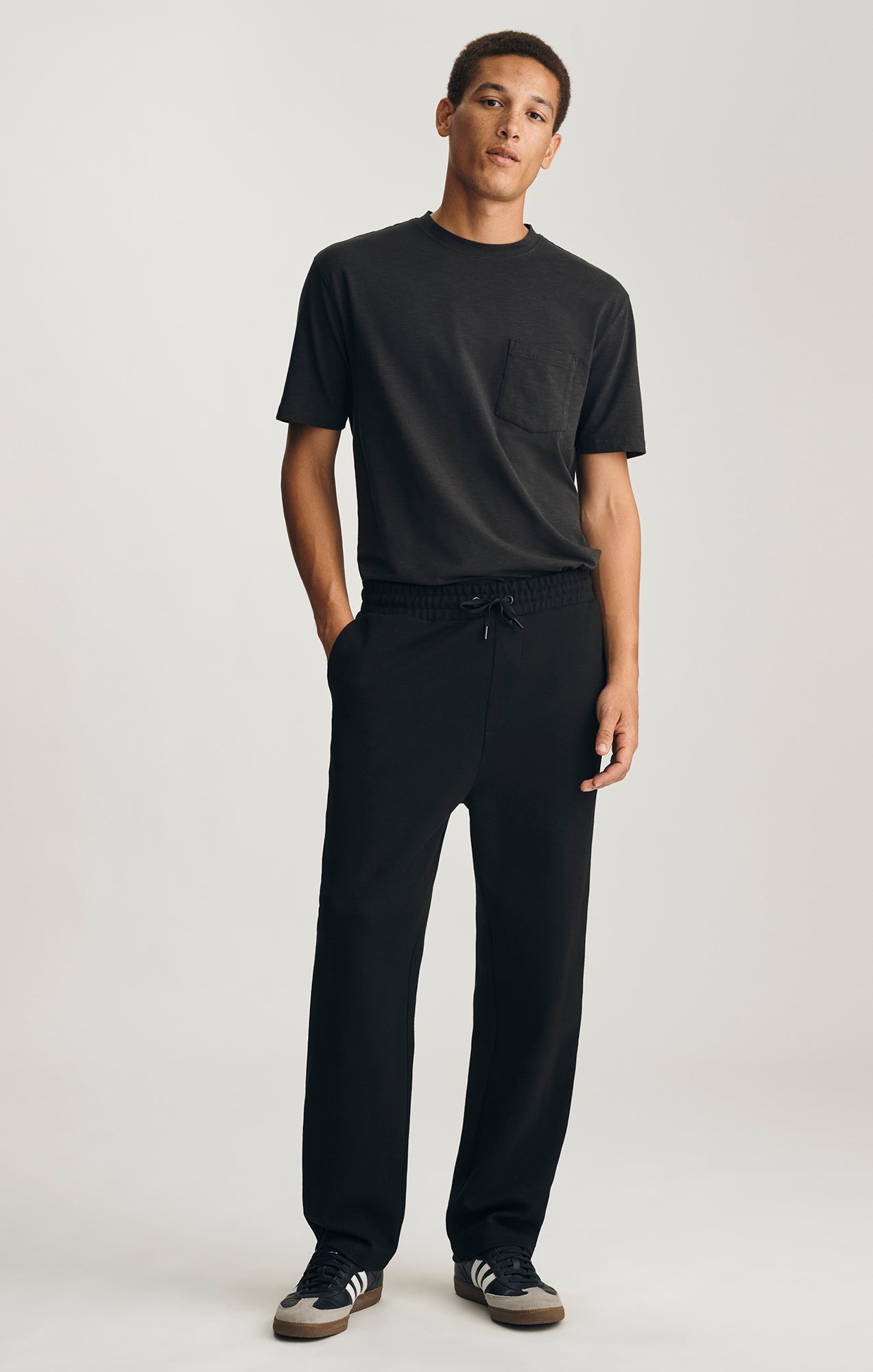 SWEATPANTS IN BLACK
